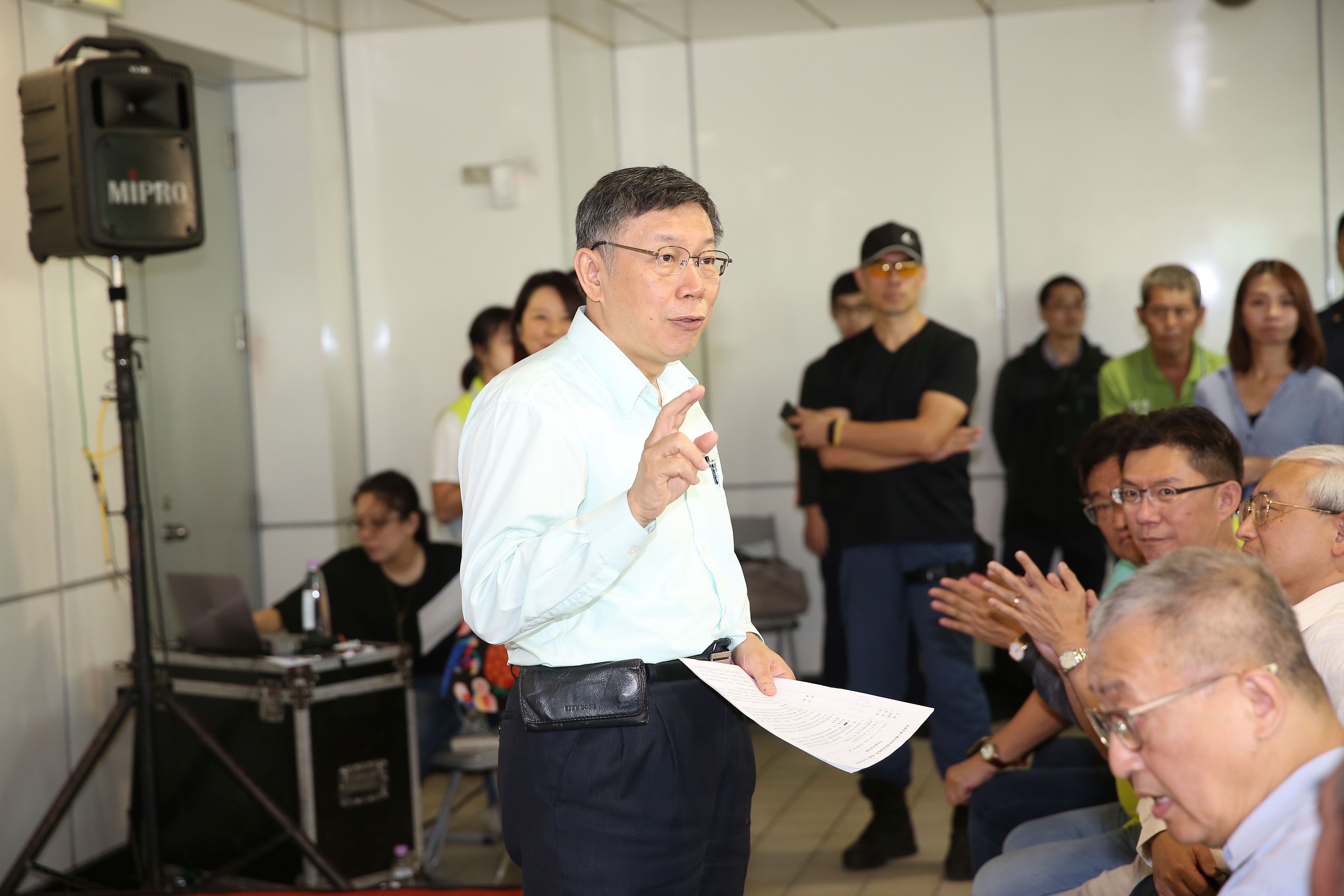 柯文哲接受日本媒體《朝日新聞》專訪，首度透露參選2020總統意願，表示將從高雄展開後援活動。