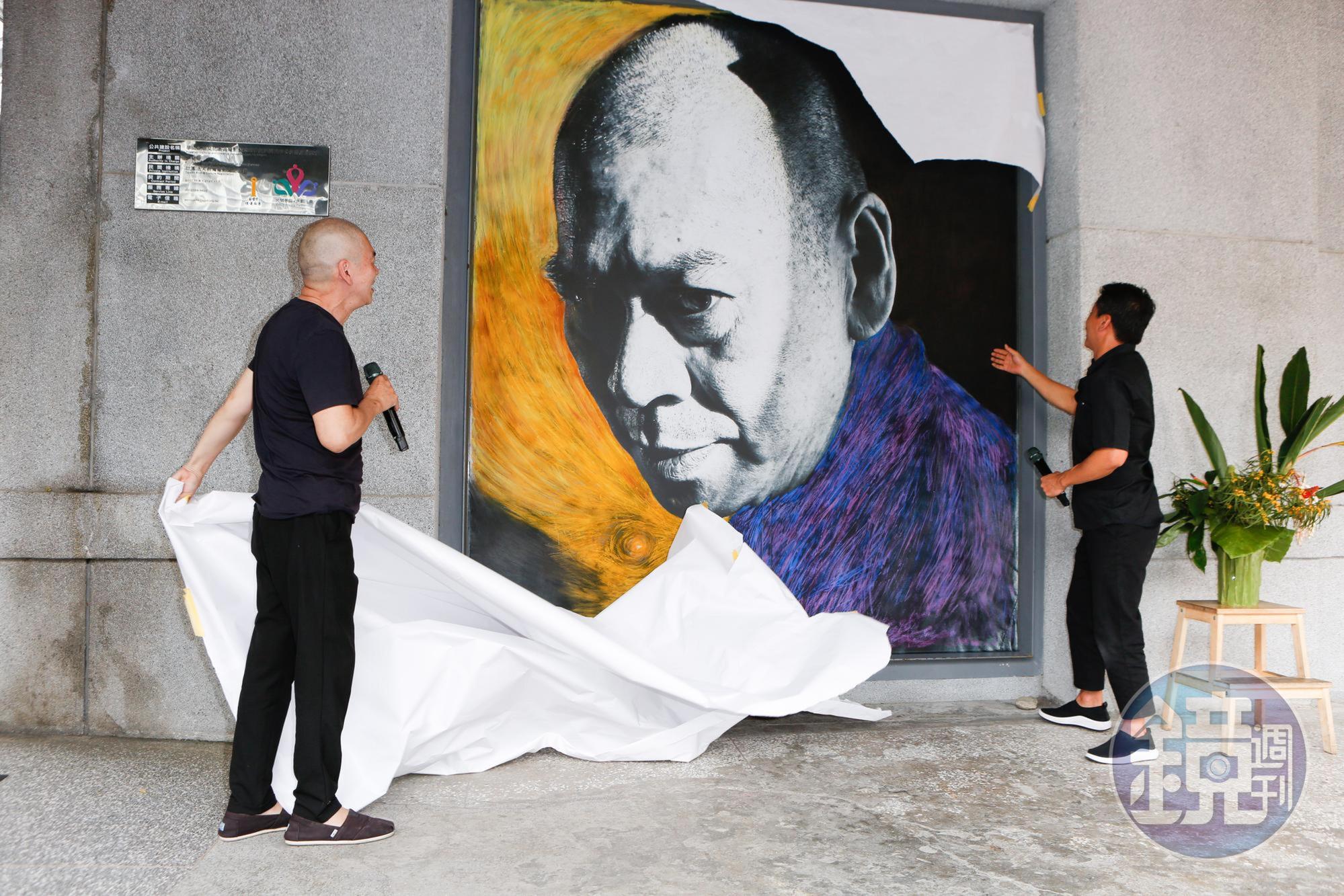 蔡明亮與李康生為蔡明亮的凝視計畫《你的臉+光》展映開幕。