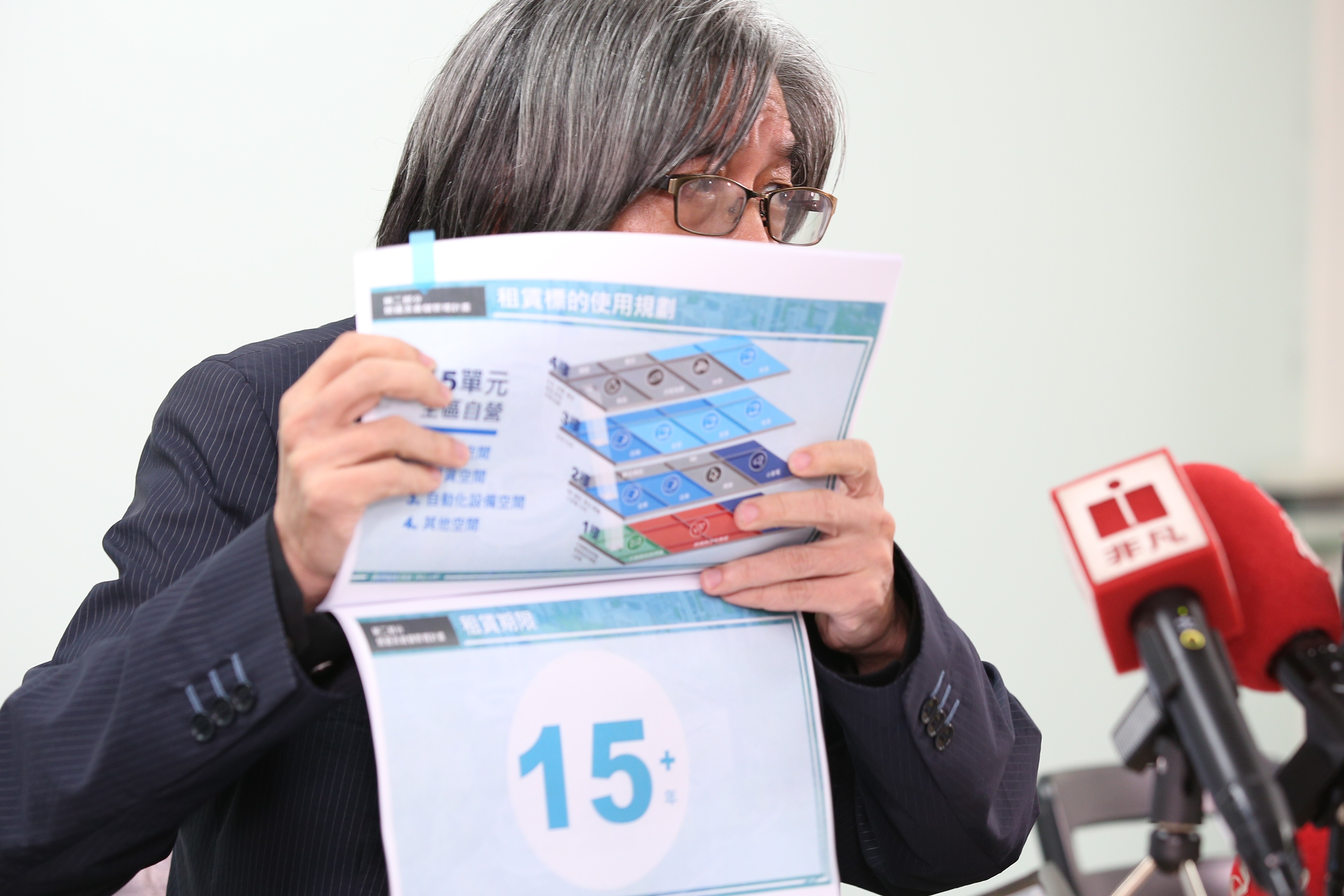 中華郵政智慧物流園區標案引發爭議，詹宏志重砲回應會打行政訴訟討回公道。