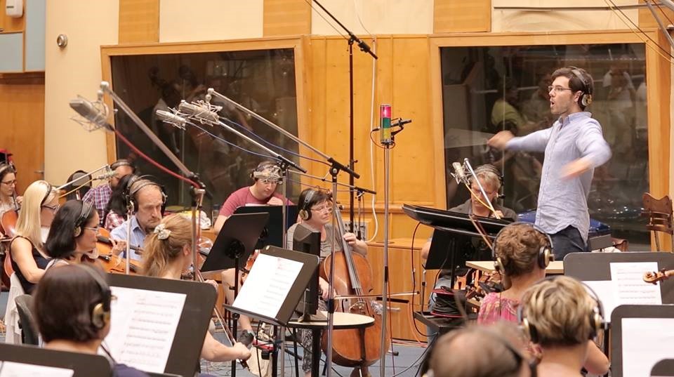 《樂獄》找來美國洛杉磯60人管弦樂團錄製片中每首樂曲。（翻攝自Solo Wang臉書）