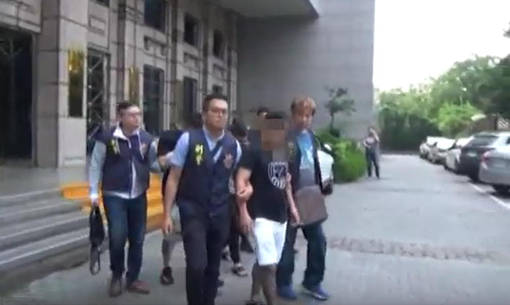 刑事局將開設賭博網站的張嫌等人移送法辦。（刑事局提供）