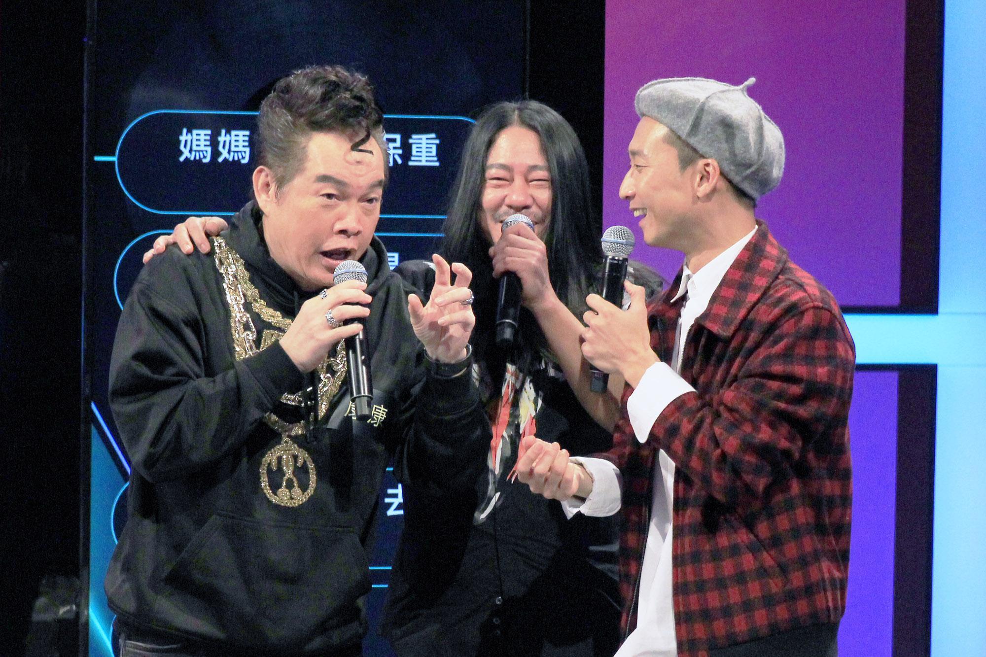 《台灣金頌》浩子在節目中組成新美聲男團「大男孩三重唱」。