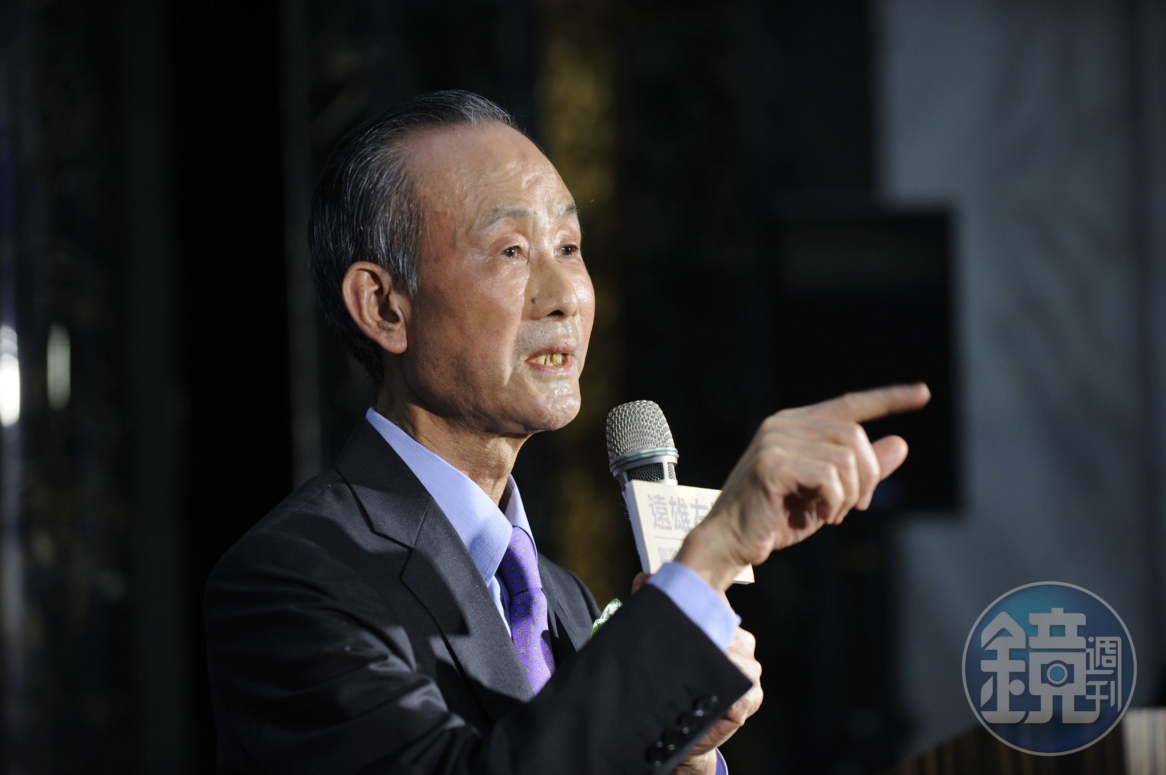 遠雄人壽涉不動產交易案收鉅額回扣，集團創辦人趙藤雄及次子趙信清與遠雄多位高層均被約談。