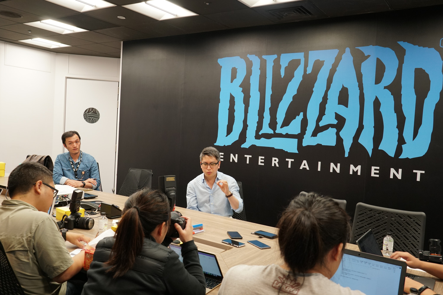 暴雪動畫部資深總監陳璿（Steven Chen）返台，在台灣暴雪安排下與媒體進行座談。