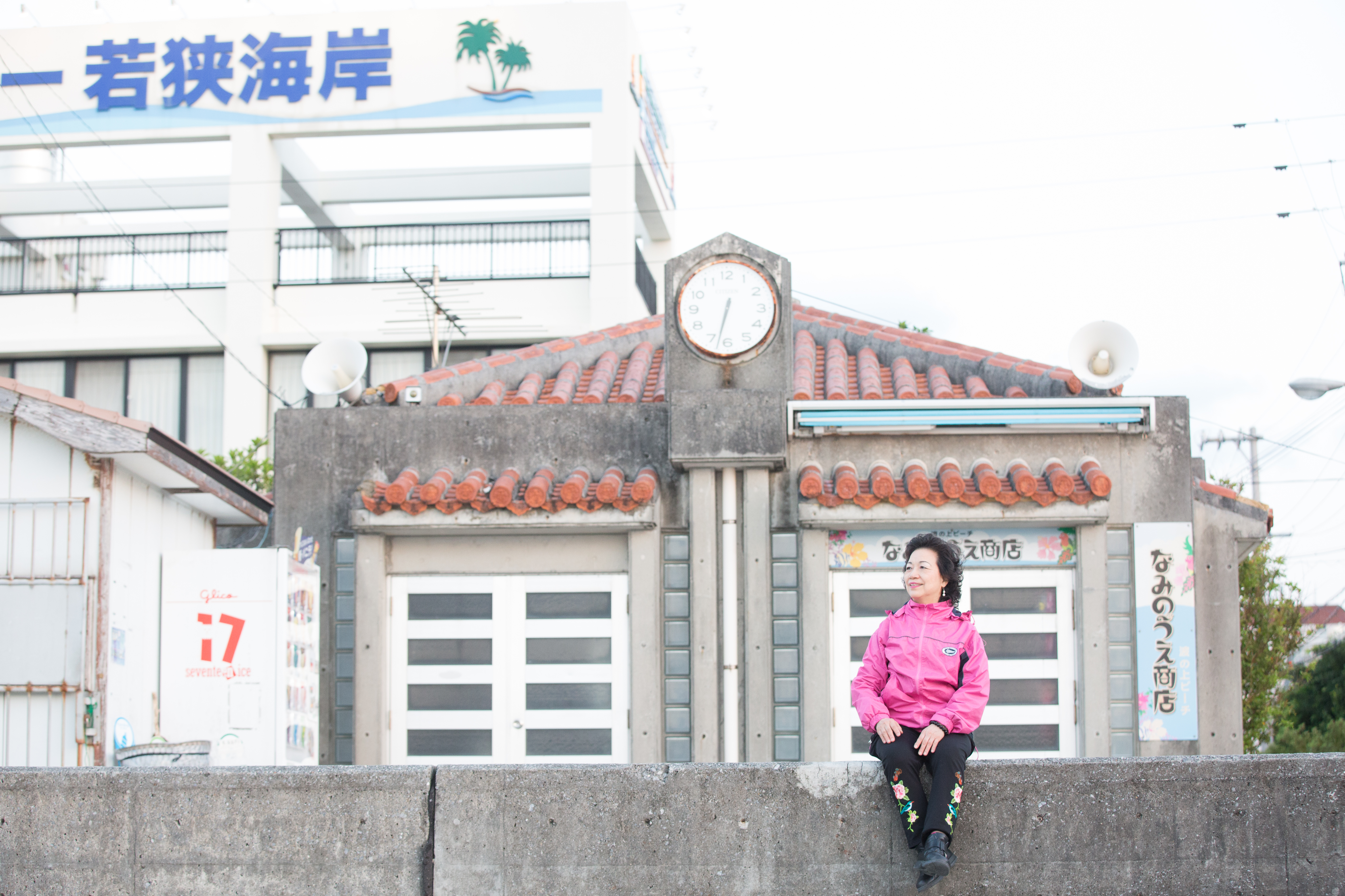 在海外打拚的辛苦不足為外人道也，每當想家時，張陳雪貞都會到海邊走走散心。