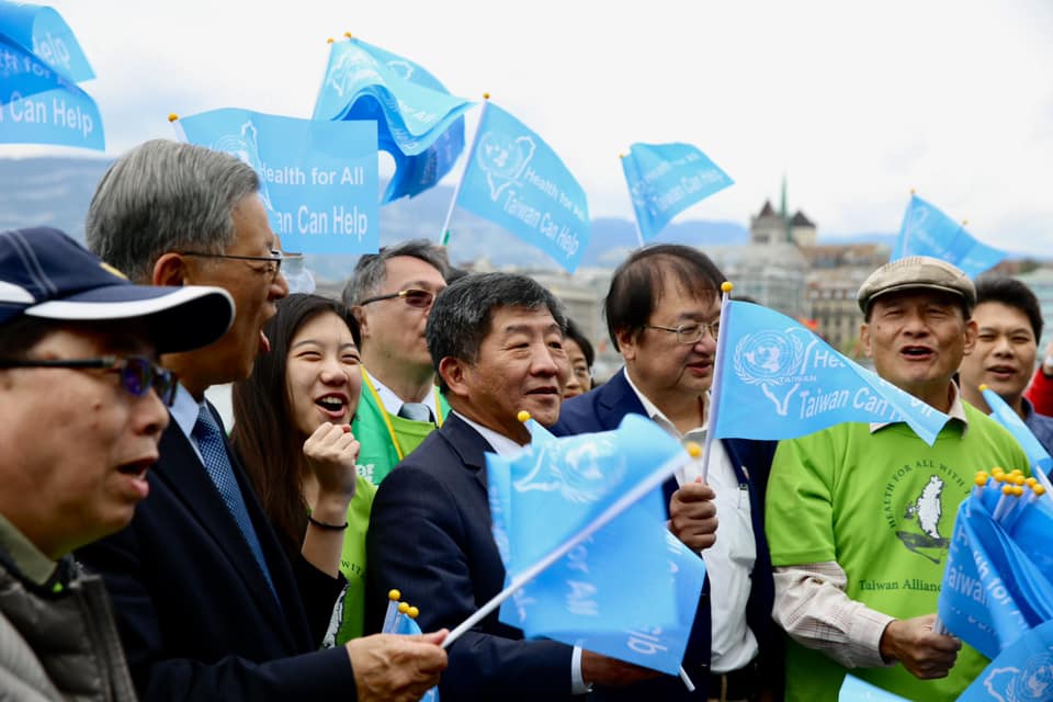 衛福部長陳時已抵達日內瓦，並加入民團僑團的日內瓦湖周邊「WHO For Taiwan」倡議。（翻攝衛福部臉書）
