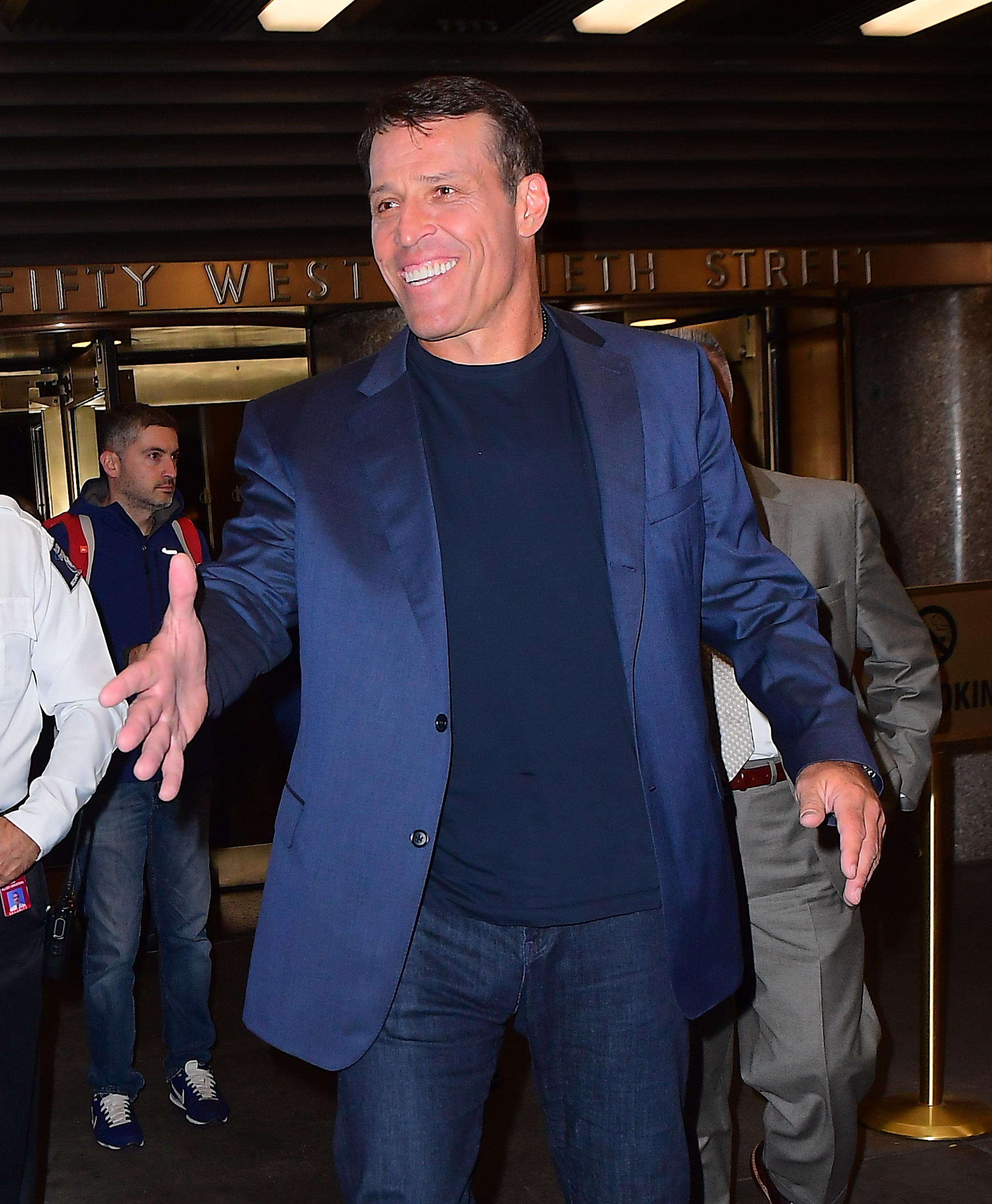 面對BuzzFeed報導的種種指控，羅賓斯全面否認並提出反擊。（東方IC）