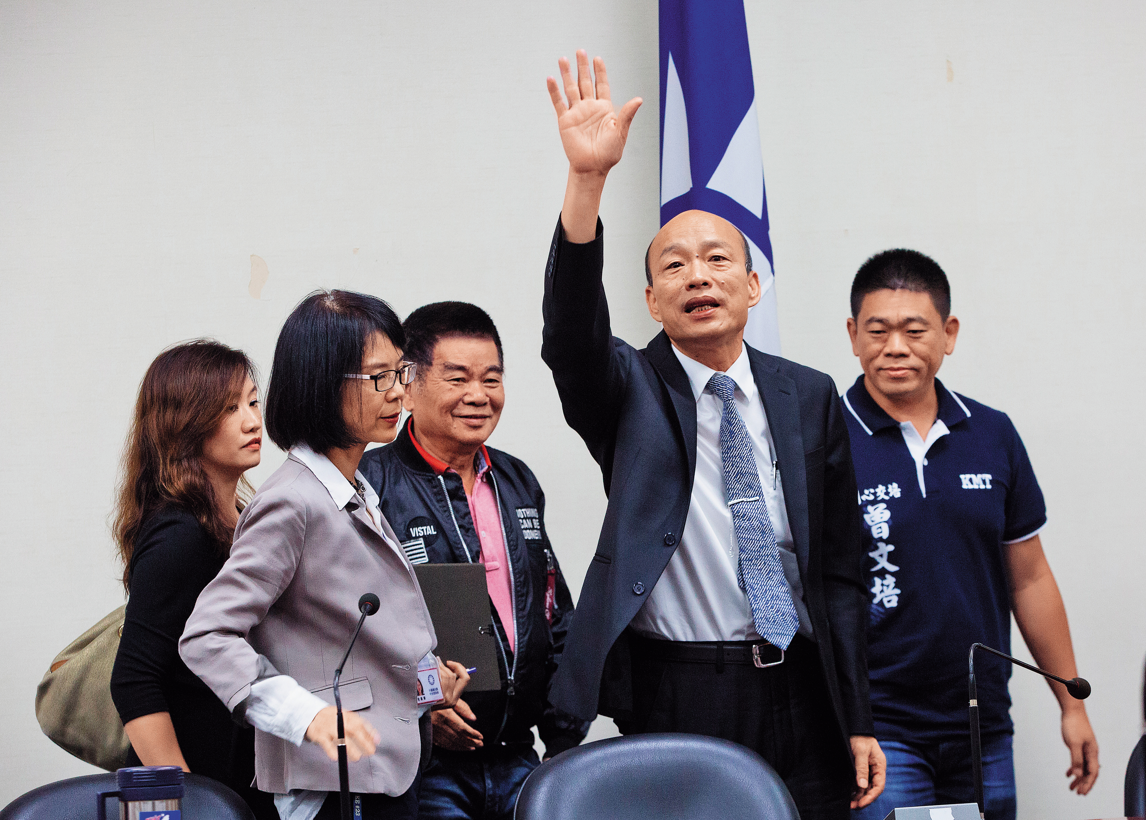 韓國瑜上週又有讜論，先說如果選上總統，要在高雄辦公，繼而說，總統應該兼任閣揆。