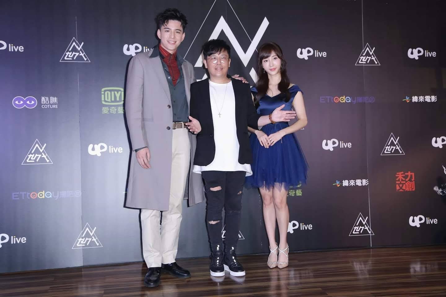 林柏叡（左）和陳瑀希（右）因在網劇《N世代之青春降臨》中擔任要角，而在大陸受到關注，中為導演姜寧。（禾力文創提供）