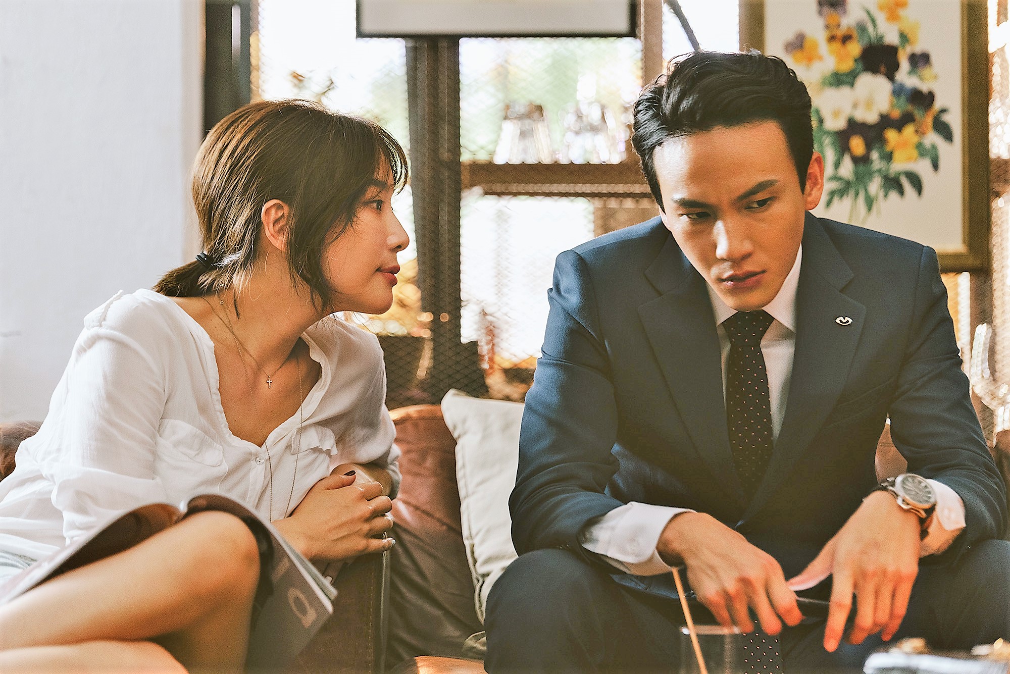 《噬罪者》曹晏豪與蔡淑臻上演人妻外遇情節。（圖／公視提供）