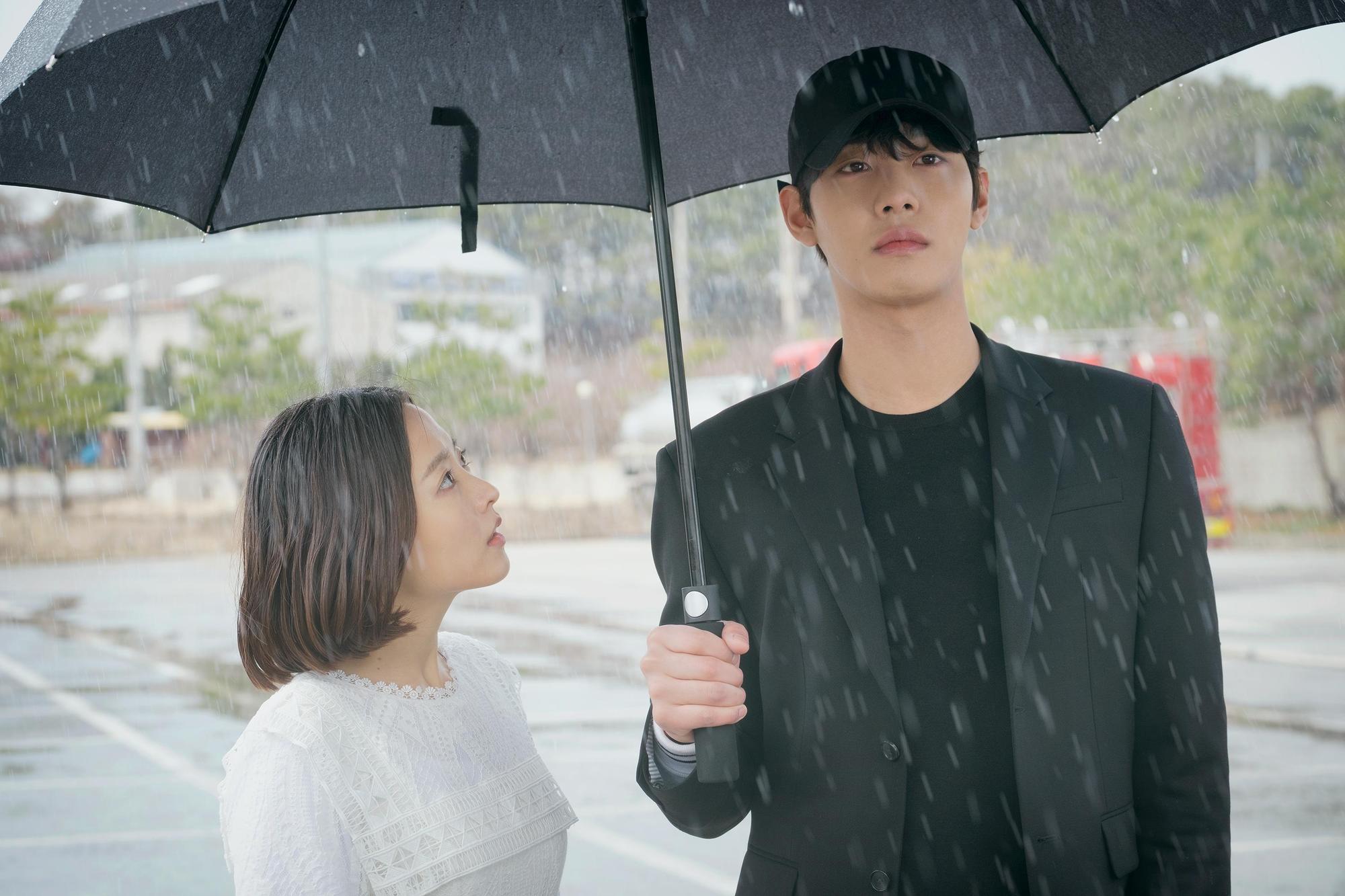 安孝燮與朴寶英的超萌身高差讓許多觀眾羨慕到不行。(NETFLIX提供)