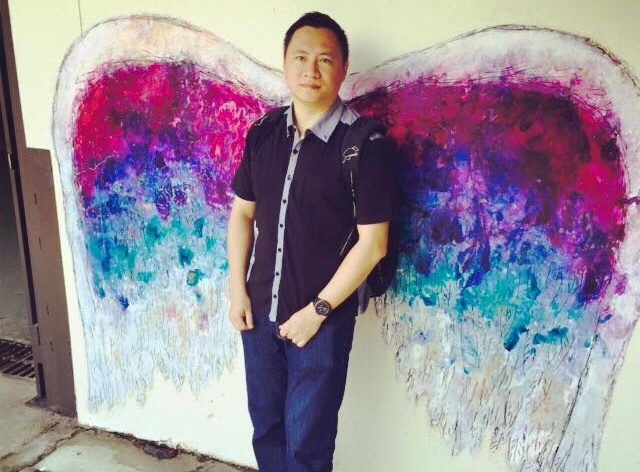 中國民運人士王丹感嘆表示，「現在，港人也要流亡了。自由的流失，只用了20年。」他更提醒，中共的下一個目標便是台灣。（翻攝自王丹臉書）