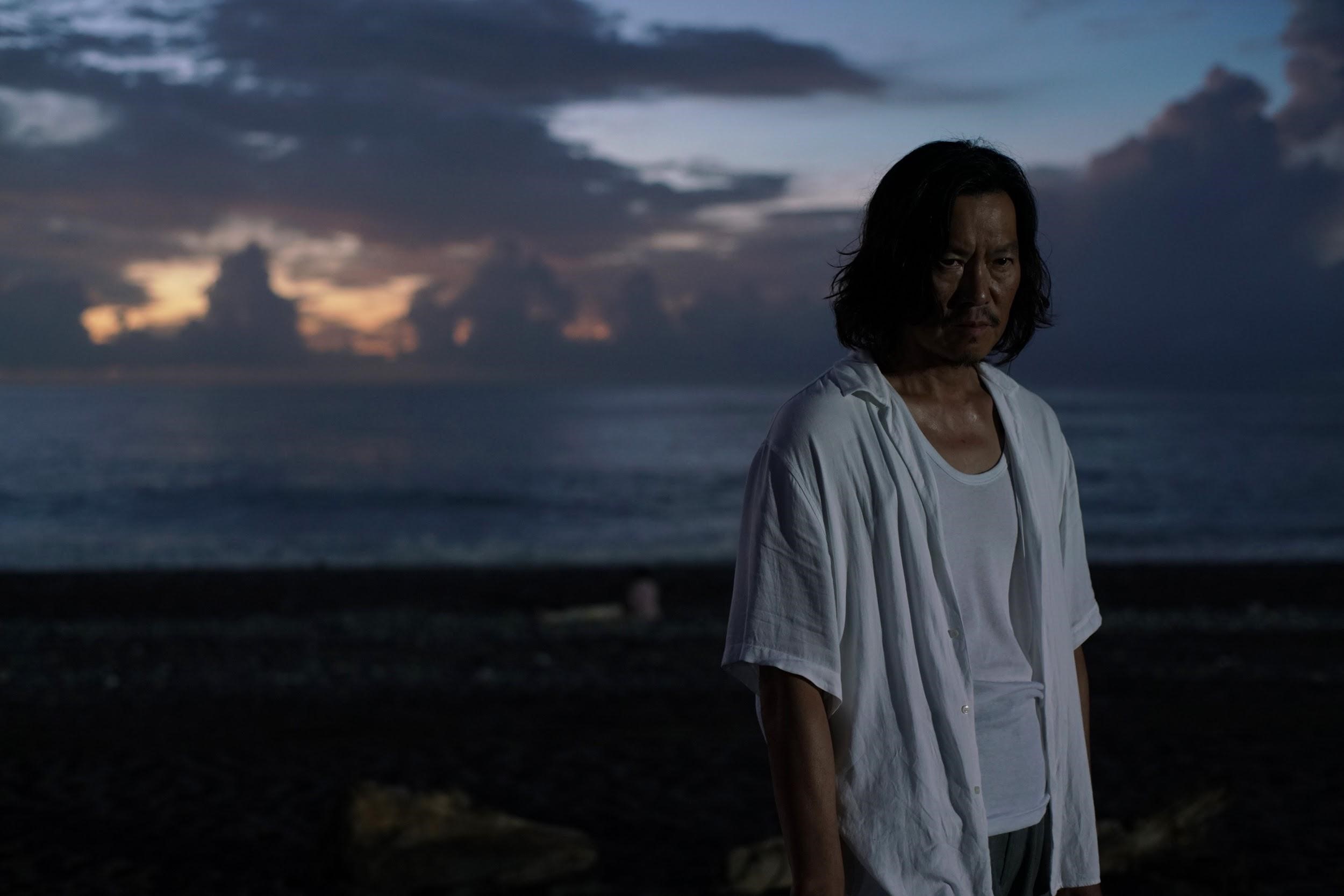 豐川悅司是不開口也很有存在感的演員，適合飾演《亡命之途》裡的殺手一角。（威視電影提供）