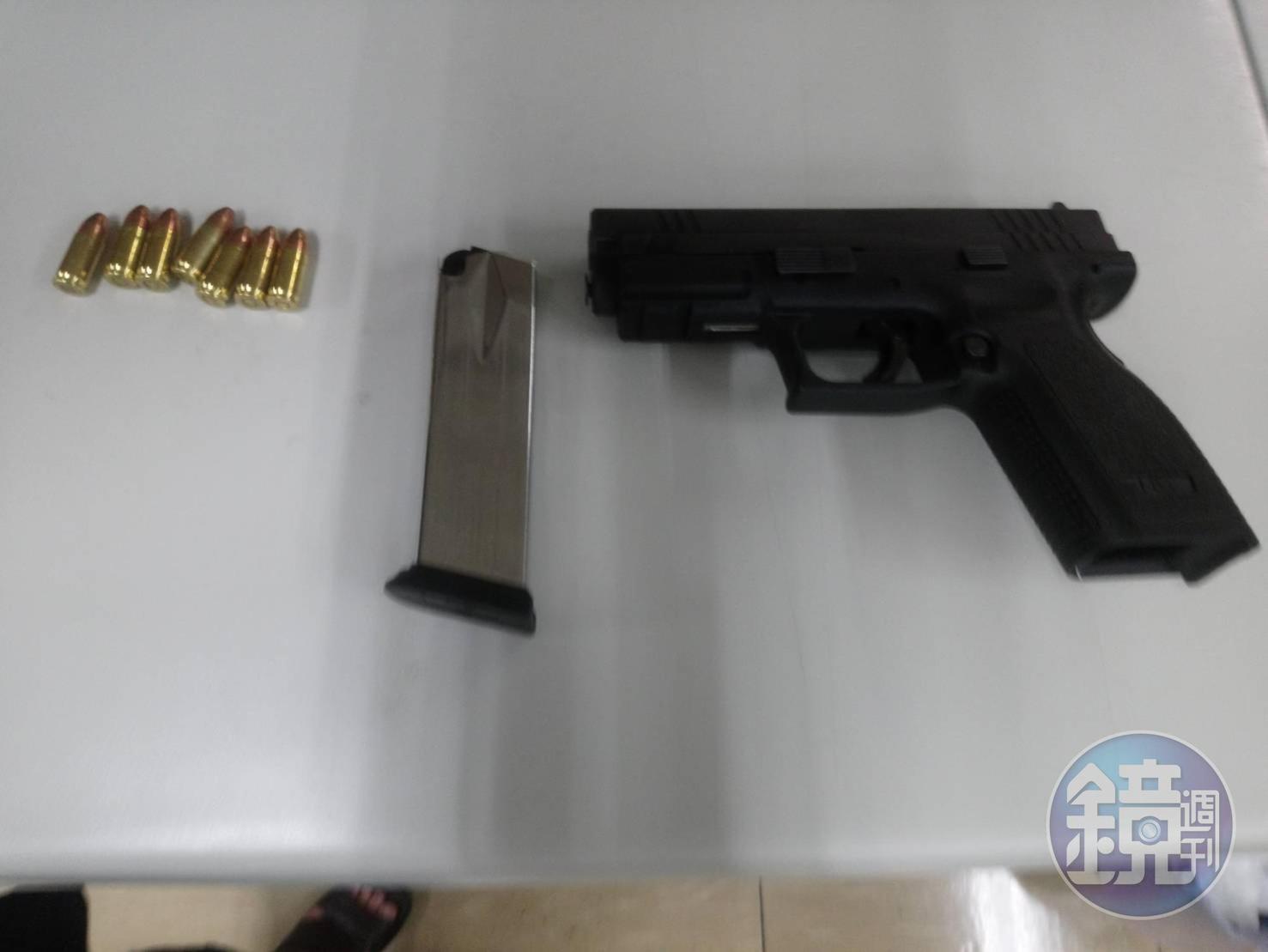 林嫌主動向警方投案,並交出作案槍枝及7發子彈。