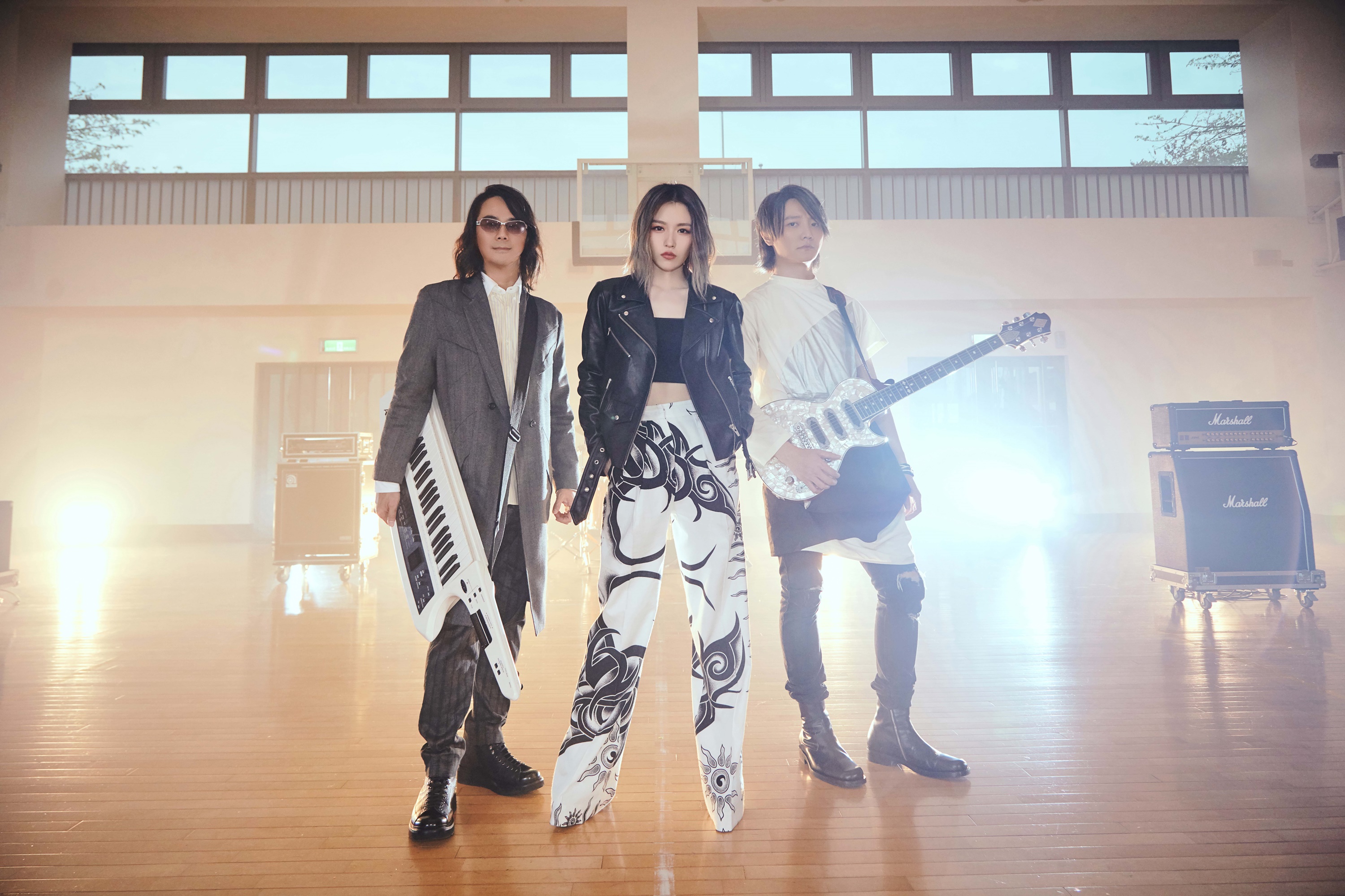 因新歌〈造夢者〉MV，F.I.R.回憶起高中時代，不羈的青春往事。（華研唱片提供）