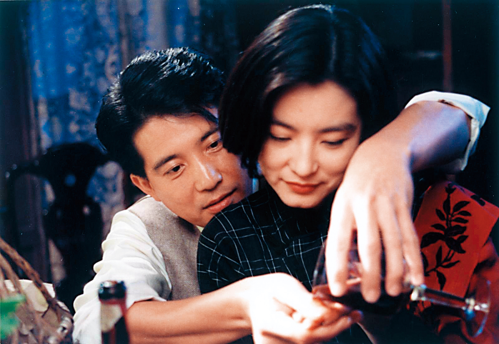 30年前秦漢與林青霞從戲裡愛到戲外，1990年並以情侶姿態合演《滾滾紅塵》，可惜該片重映，兩人未能再同框。