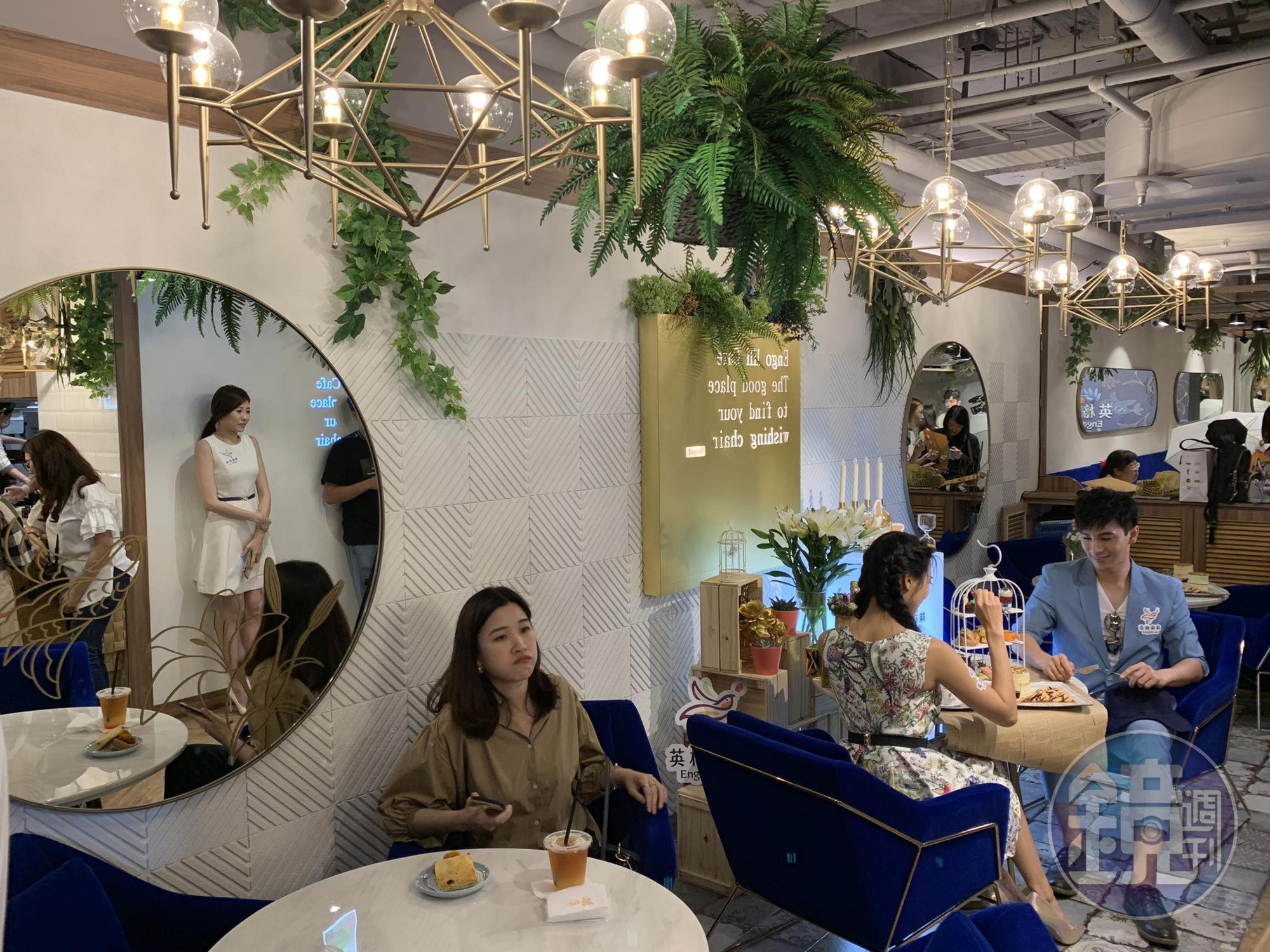 店內空間簡潔明亮，氛圍輕鬆愜意。