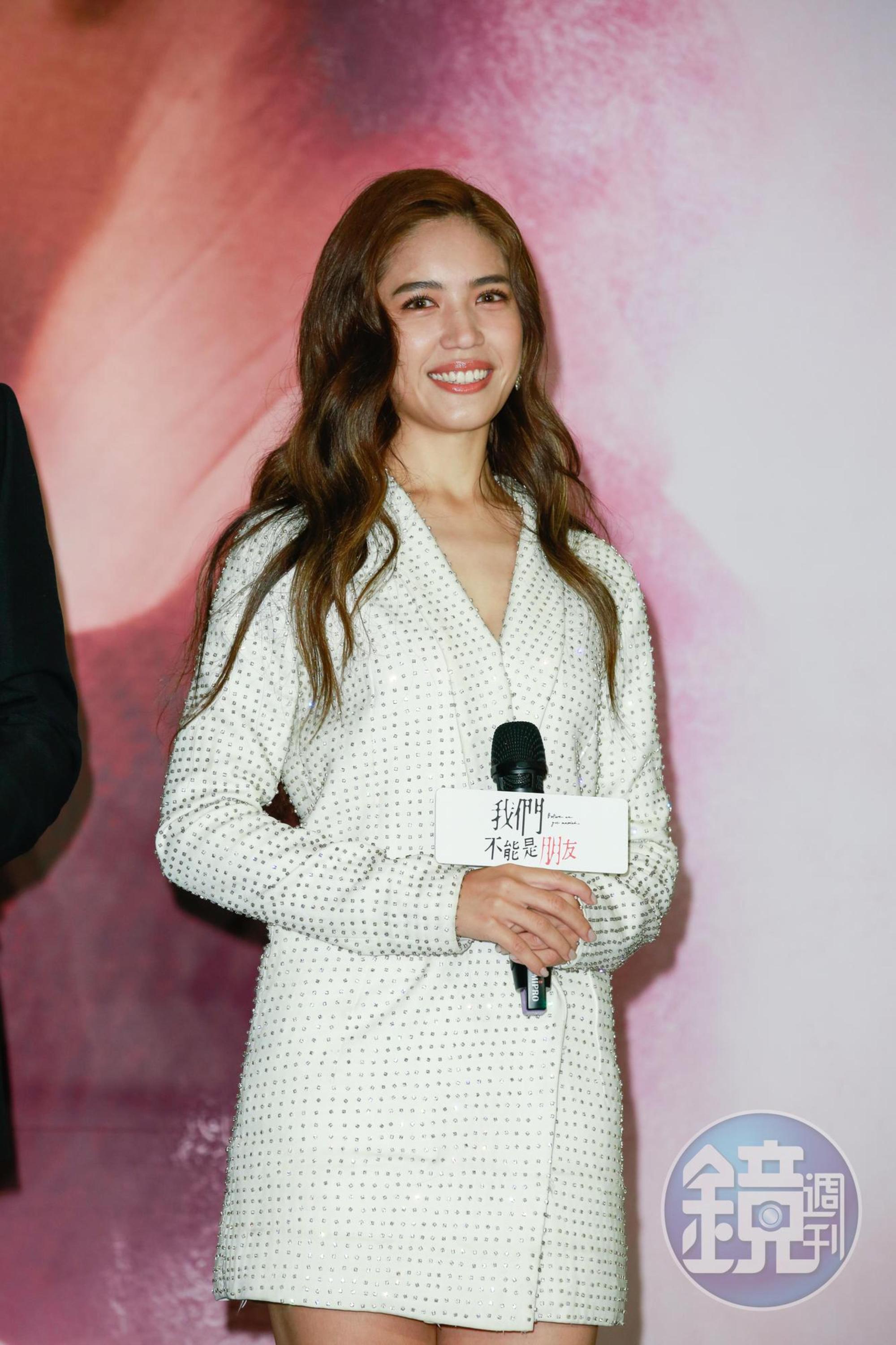 夏若妍演劉以豪拍拖10年的女朋友，也是唯一一個沒床戲沒吻戲的演員。