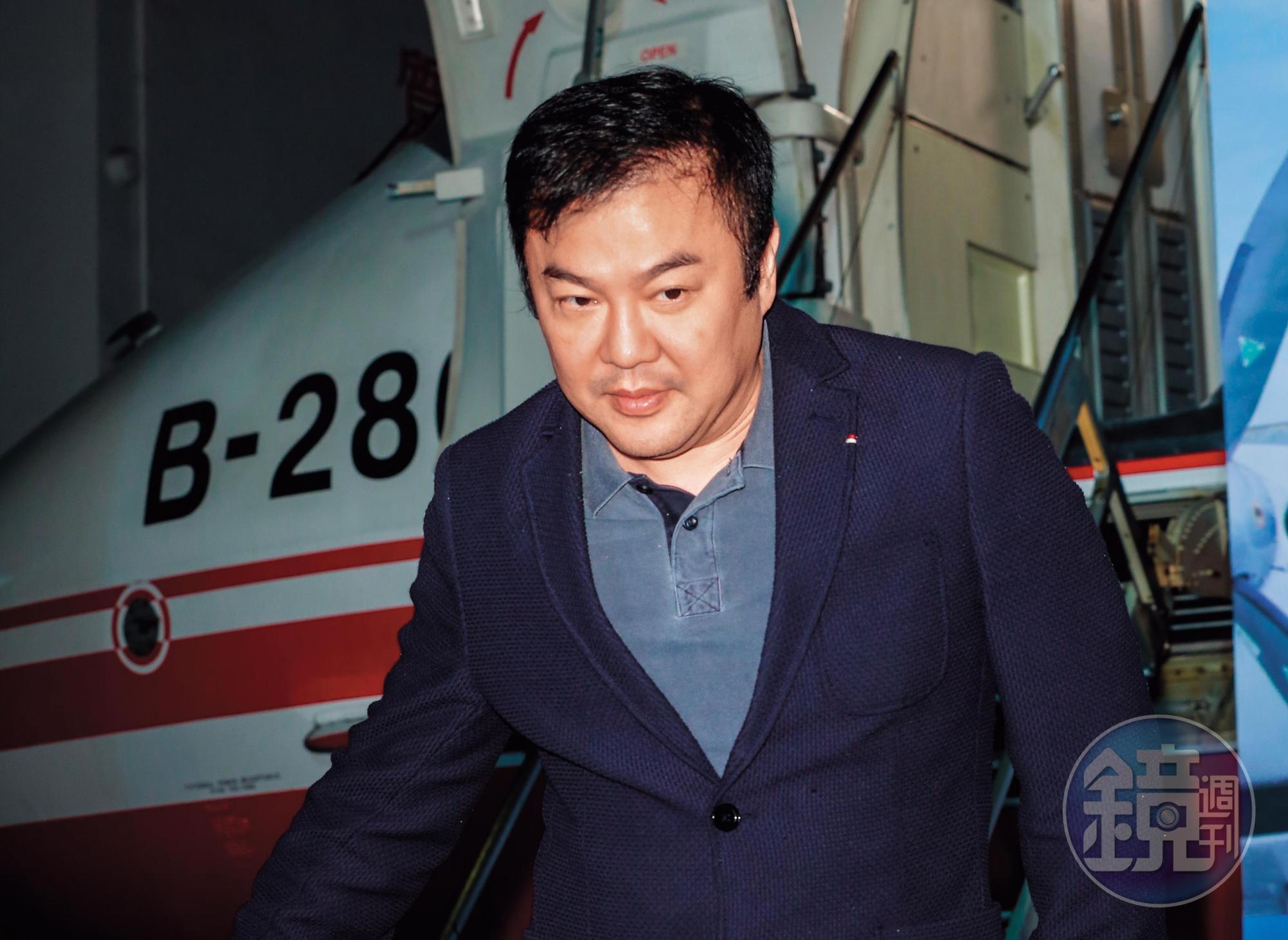 張綱維（圖）咬定民航局委外的財務專家，要求位置及研究經費不成，才施壓遠航簽證會計師重編年度財報，故提告索賠，結果敗訴。