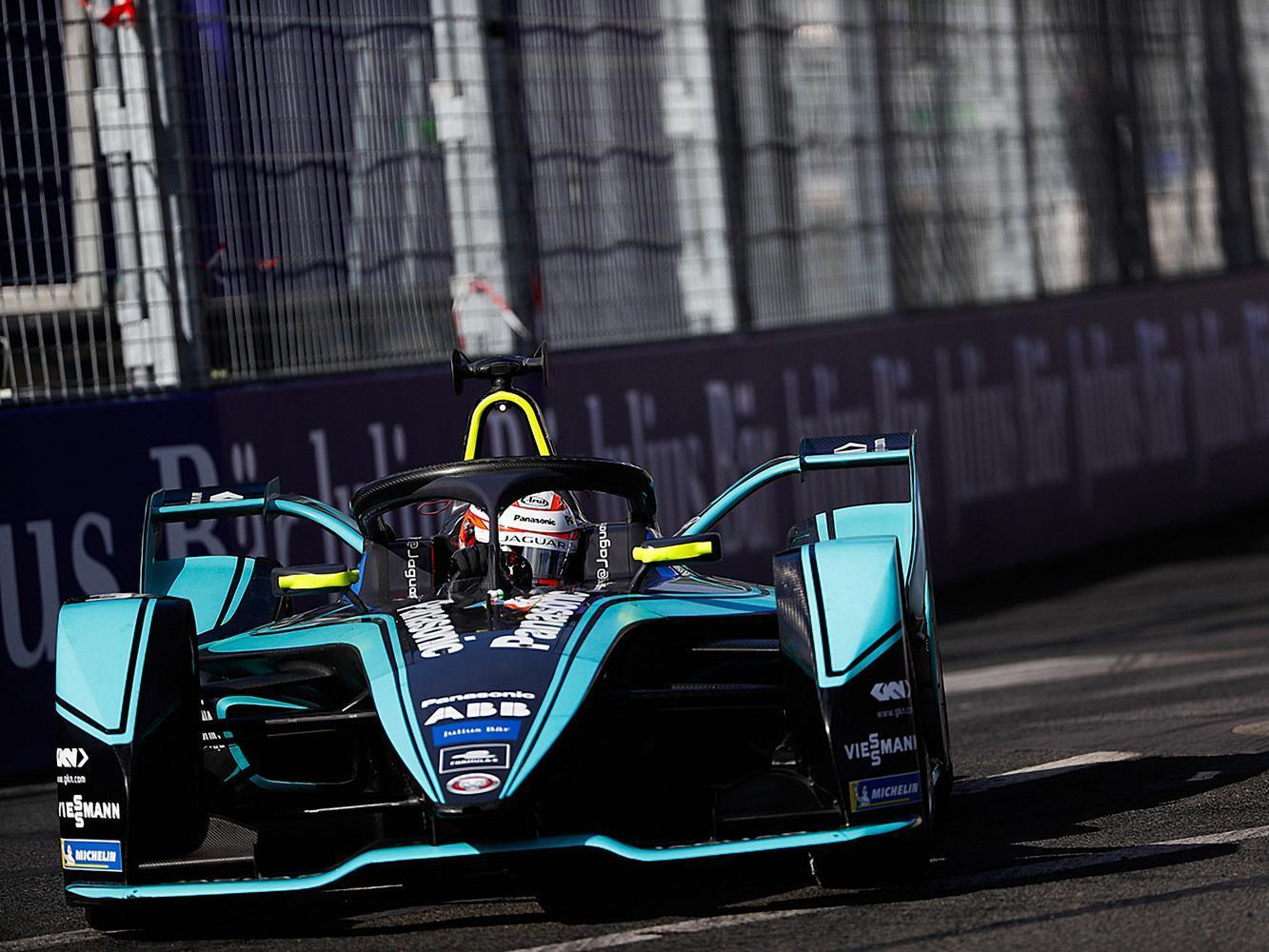 預約報名之消費者,於現場完成全數駕馭關卡,將有機會贏得2020 FIA Formula E 電動方程式VIP之旅。