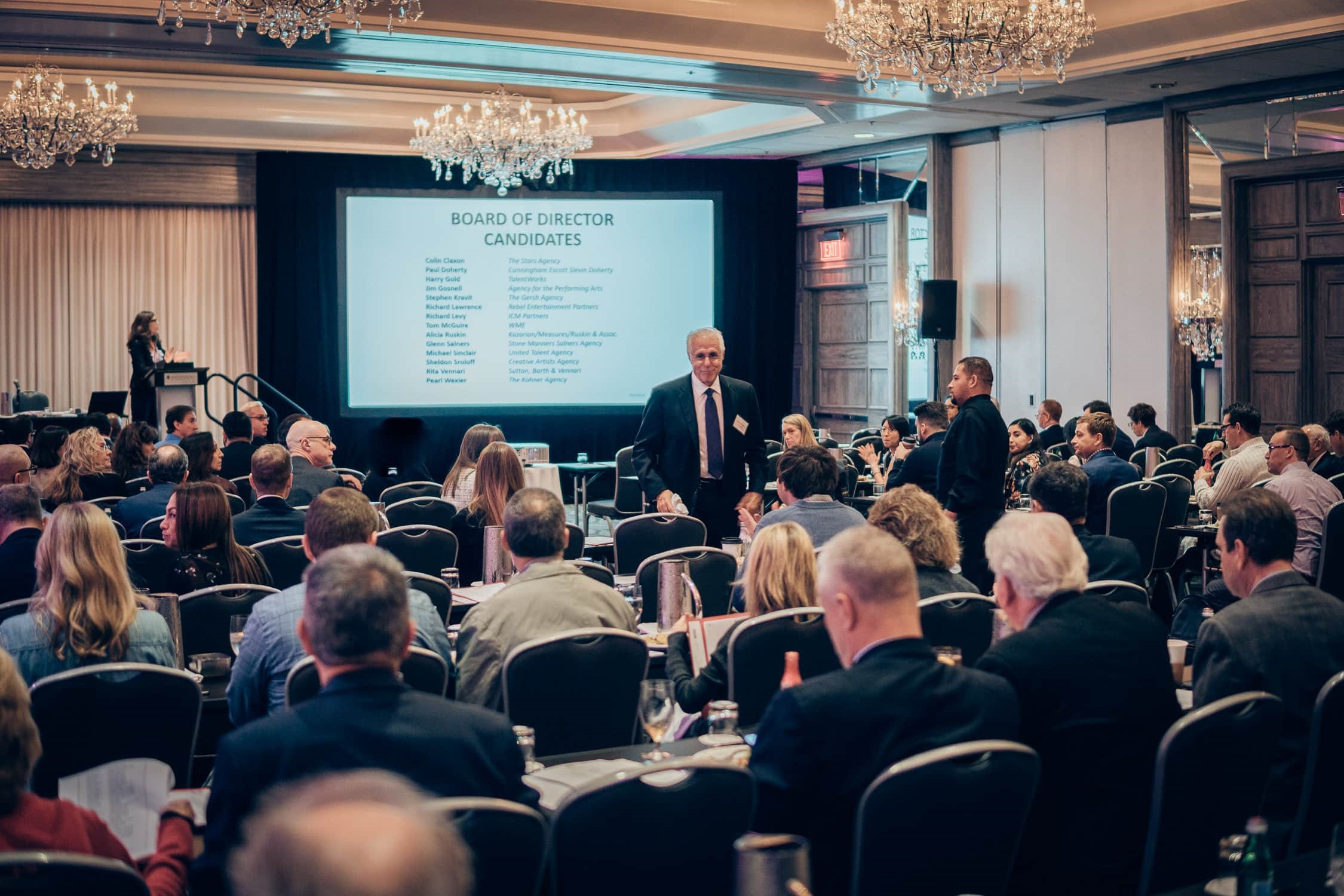 近年美國經紀人協會為賺取高利益而發展出打包費策略，引發好萊塢編劇的不滿。（翻攝自agentassociation.com）