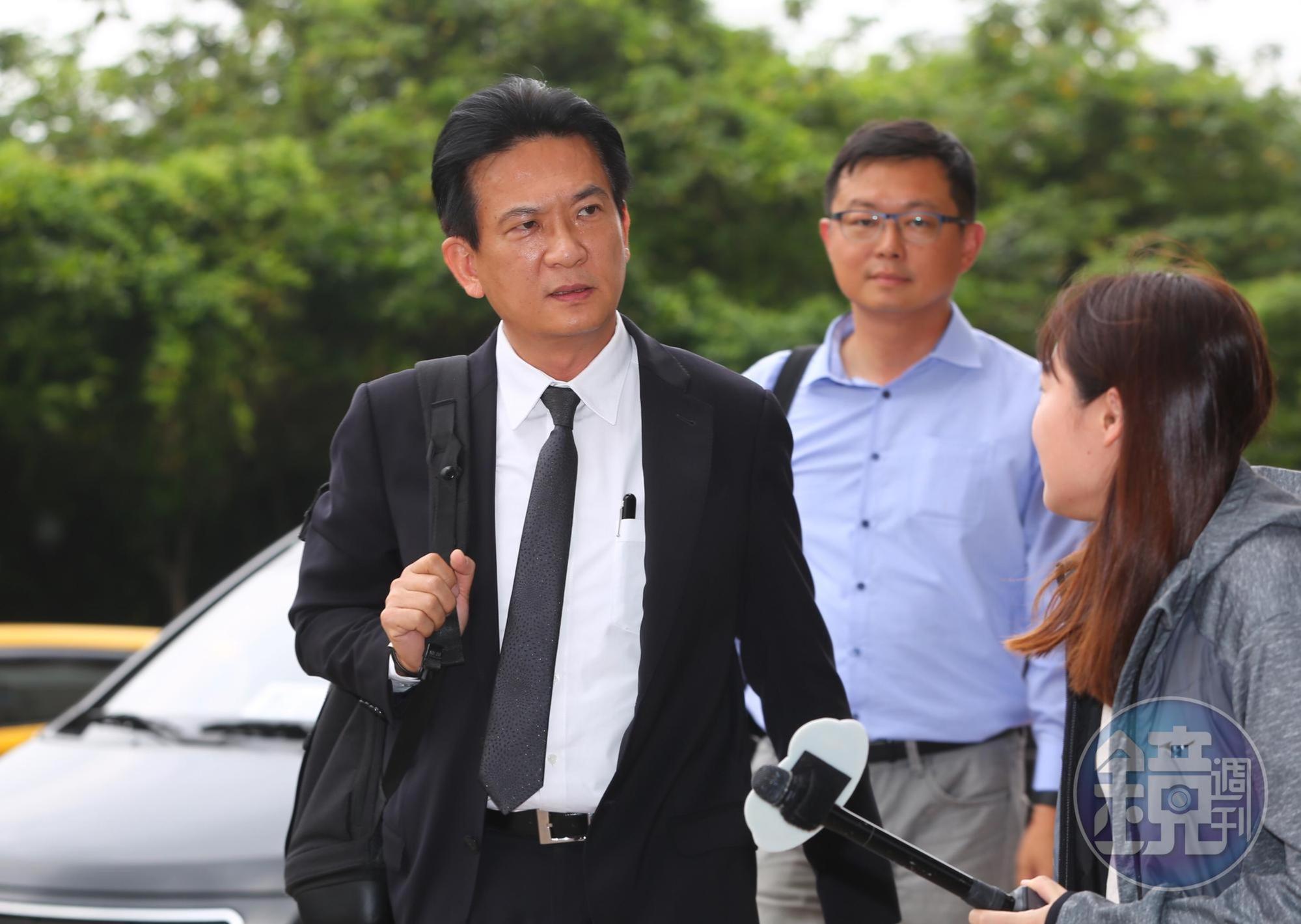 林俊憲表示很遺憾片面改變遊戲規則,仍被多數通過。