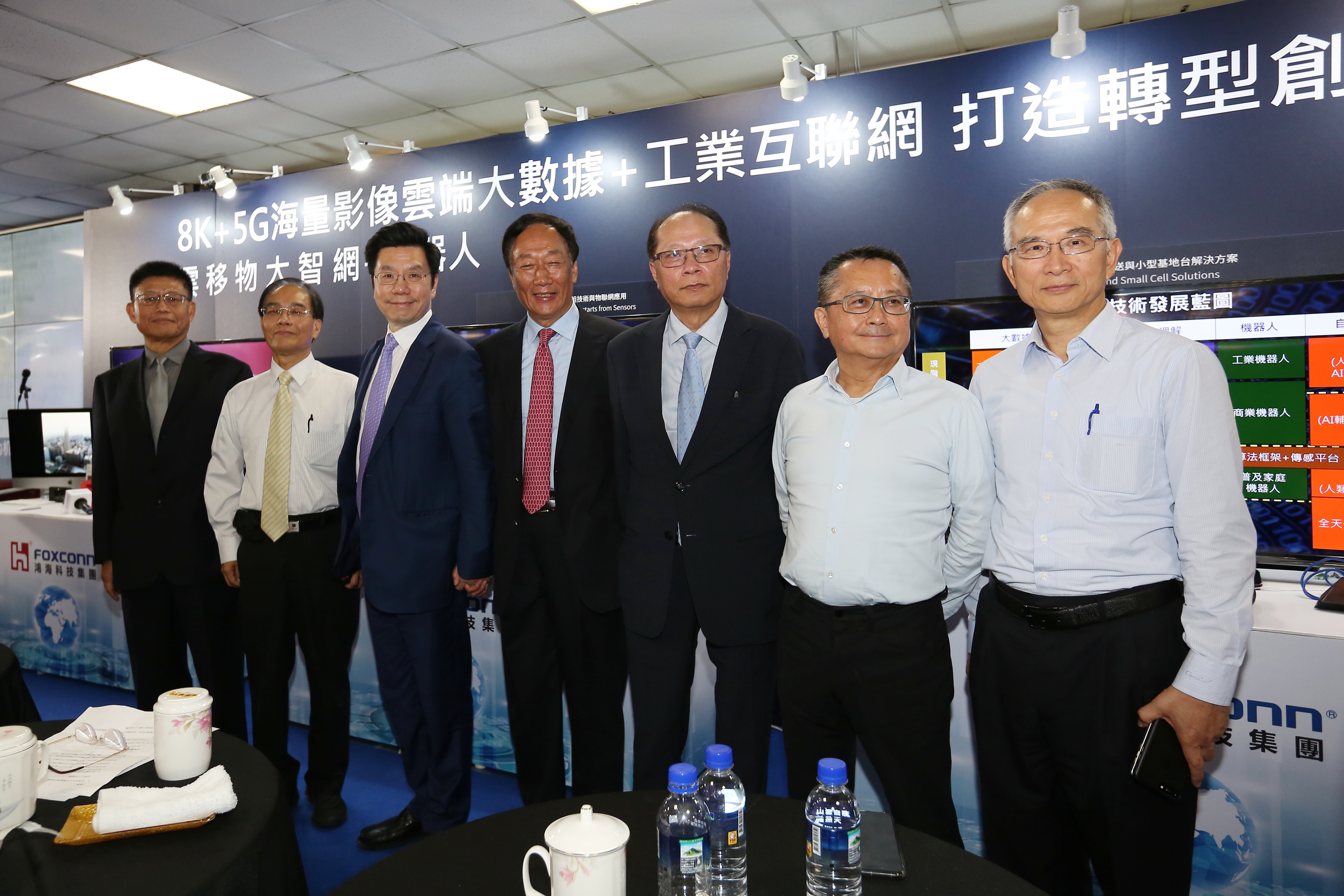 鴻海集團將於6月11日首度自行舉辦法說會。（本刊資料照）