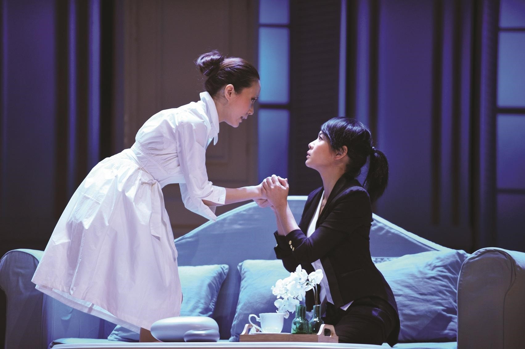 《紅娘的異想世界之在西廂》中劉若英（右）的表現搶眼。（非常林奕華提供）