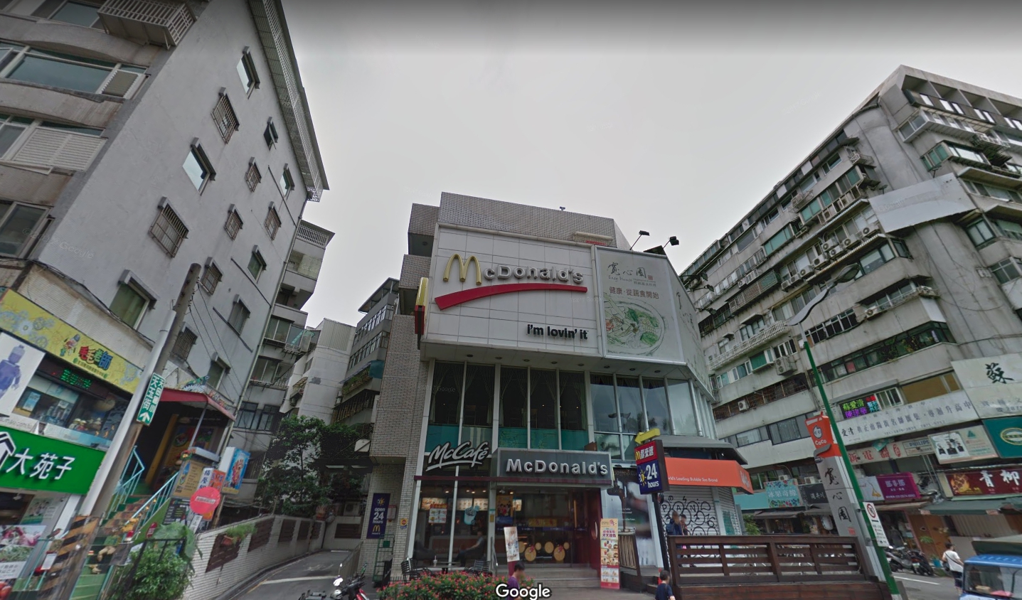 天母西路上開業30年的麥當勞天母店，將在6月21日結束營業。（翻攝自google map）