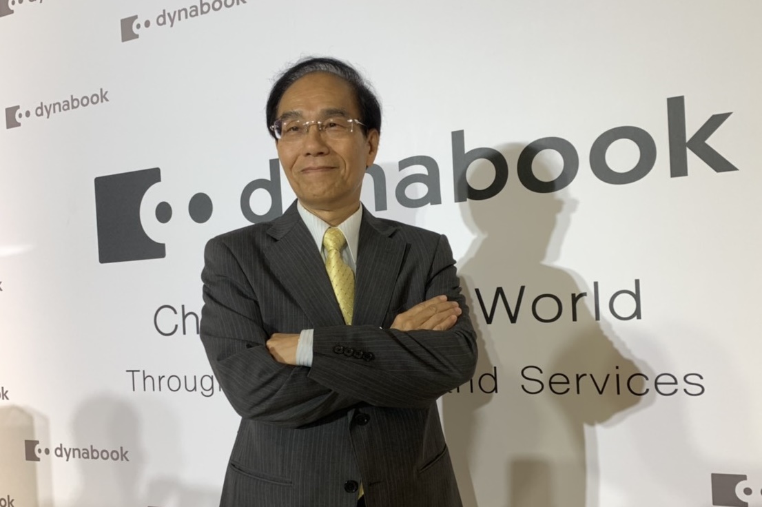 夏普社長戴正吳表示，他很看好郭董來選、來做總統，台灣才會有結構改變。