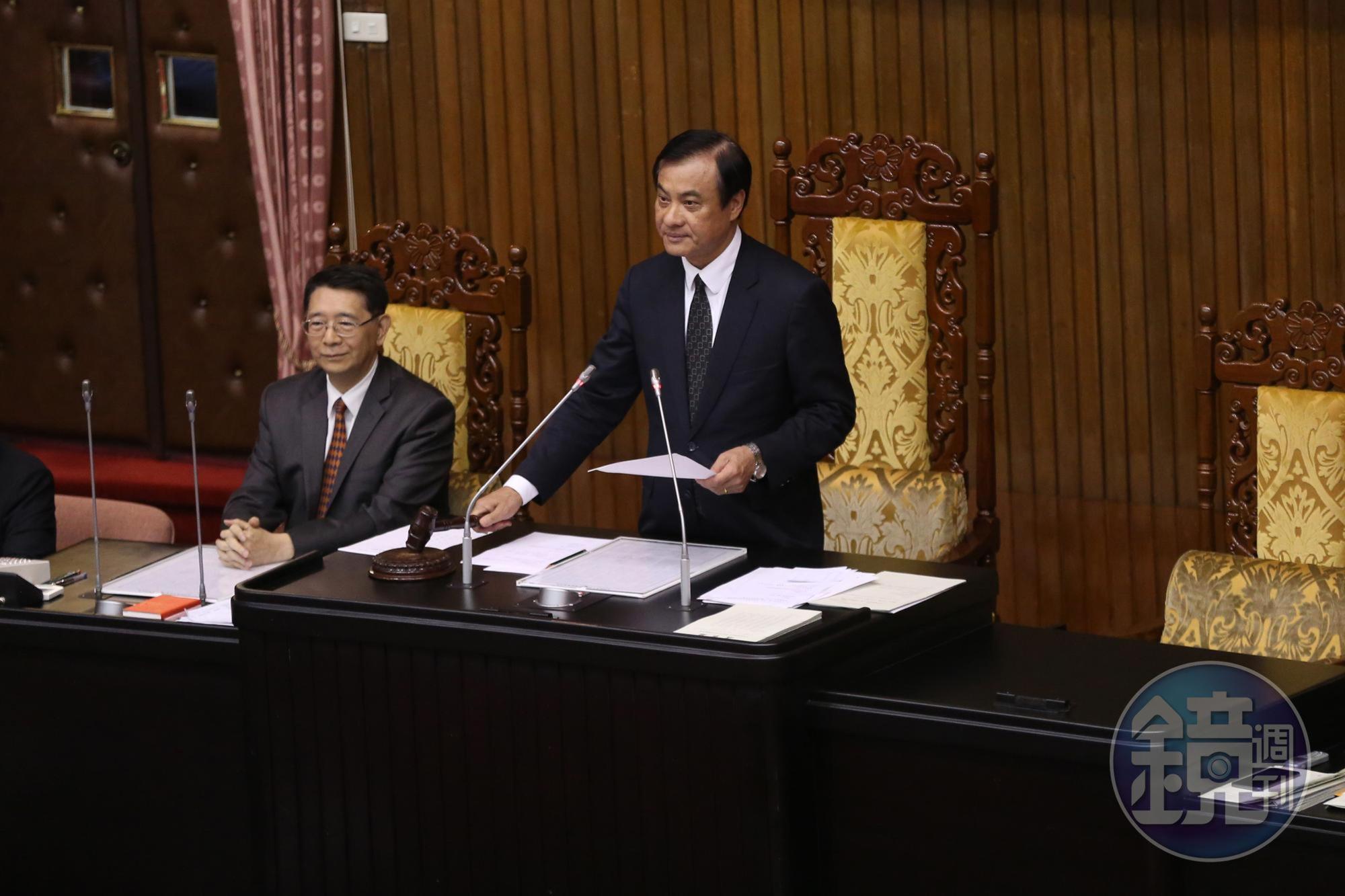 立法院今修法通過《兩岸人民關係條例》修正草案，未來兩岸簽屬政治協議，都須經過立院雙審議，及全民公投嚴格把關。