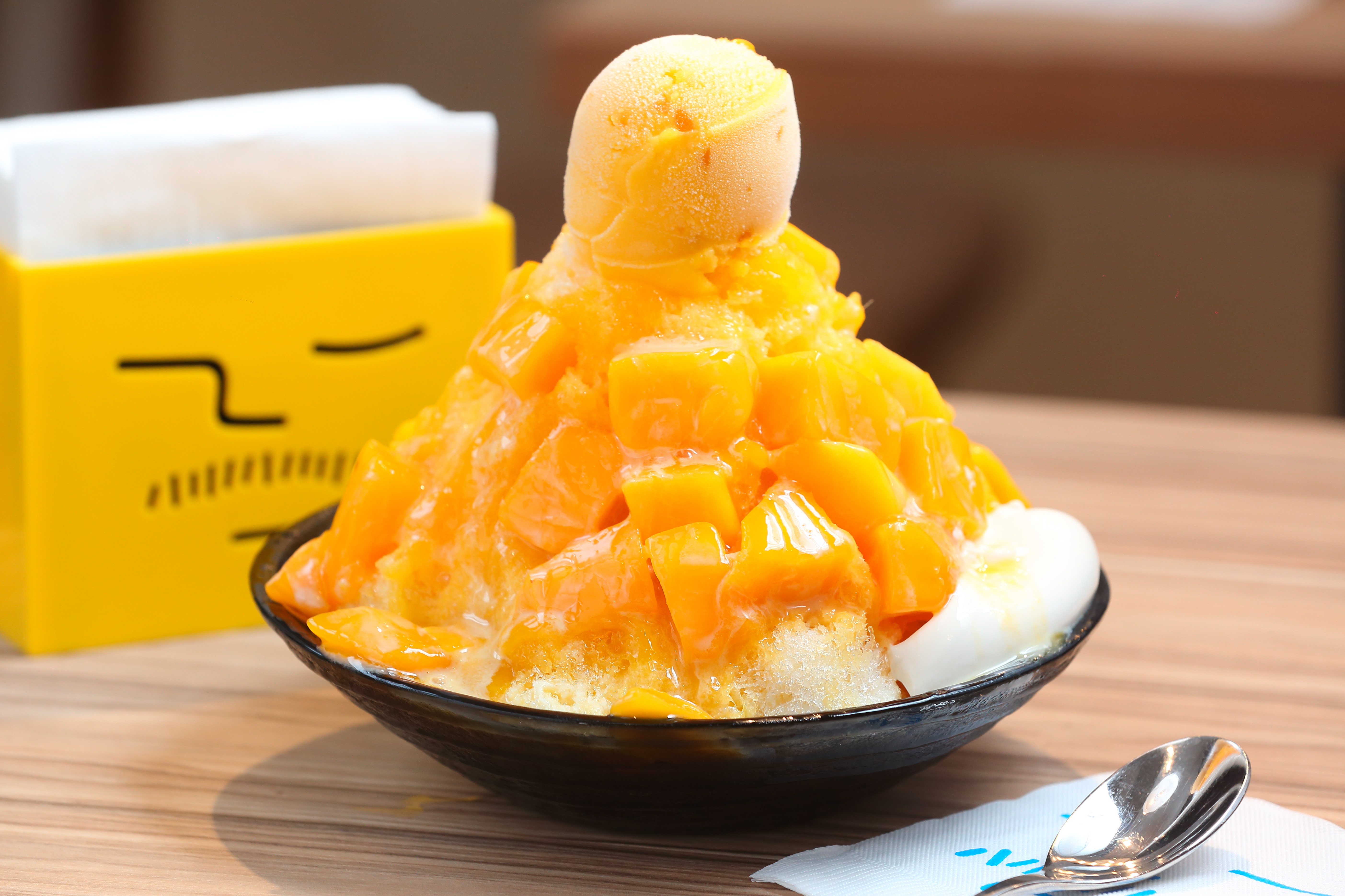為拆解ICE MONSTER冰館的商業模式，哈根達斯都派業務到店裡當密探。