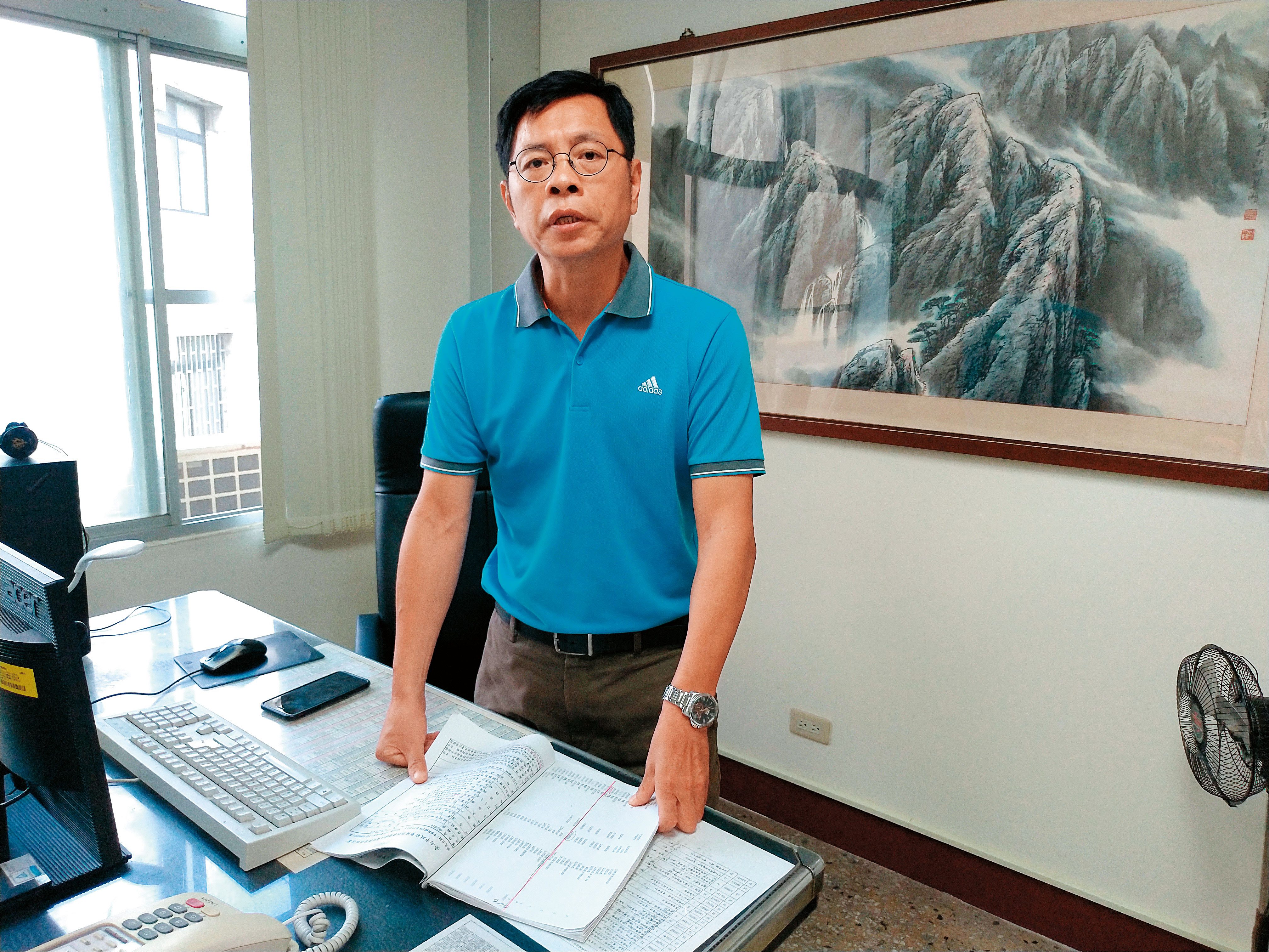 時任台南市刑大偵二隊長的黃文夏全力緝凶,終於偵破新美街雙屍命案。