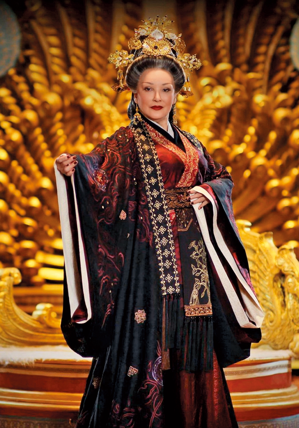2014年時，陳莎莉以66歲高齡在《衛子夫》中扮演竇太后，演藝事業再衝上高峰。（中天提供）