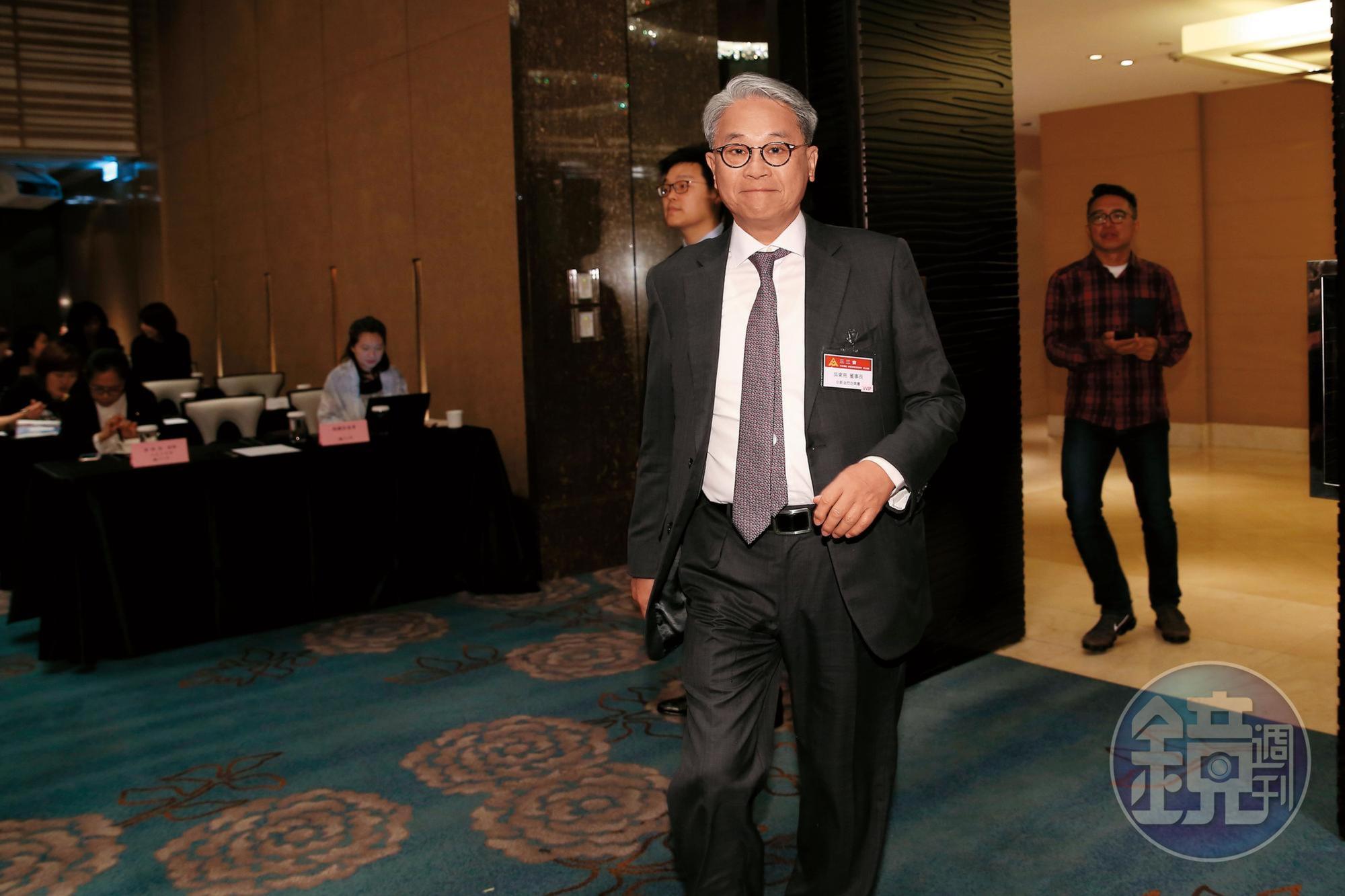 台新金董事長吳東亮找盟友吳澄清備戰，提前要搶彰銀經營權。