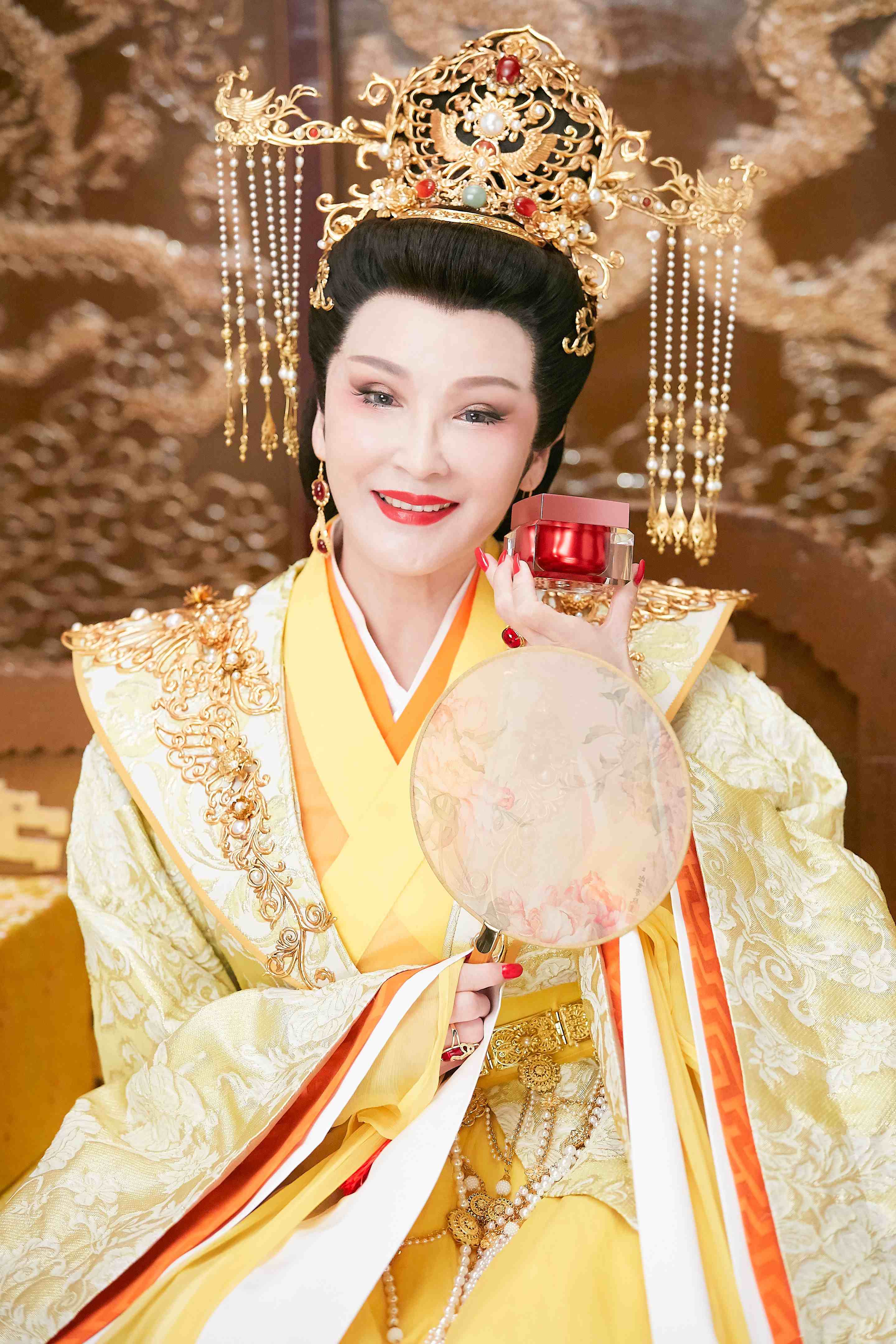 陳莎莉後來還應牛爾邀請,代言了保養品。(京城之霜提供)