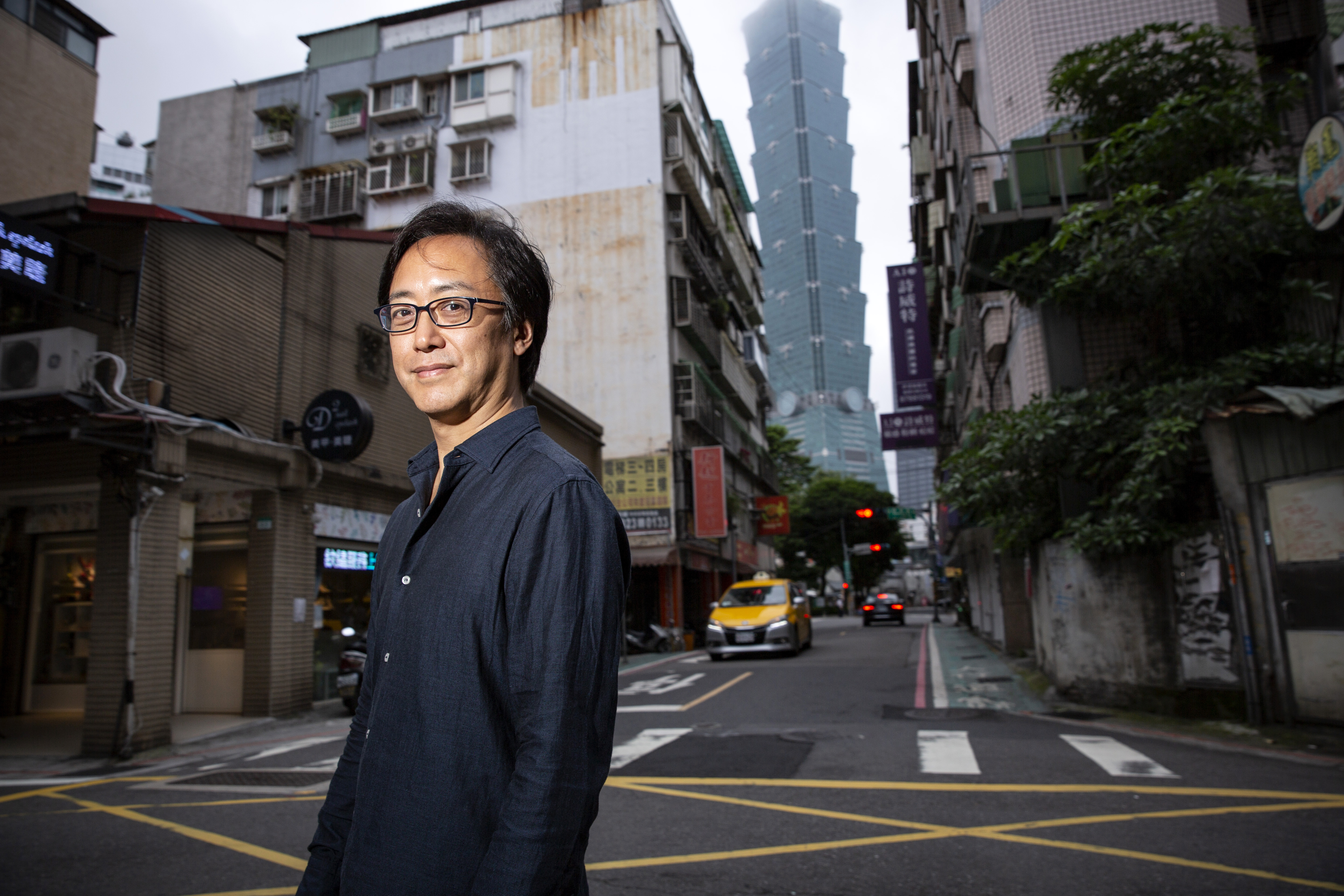 青春時期的野島剛，曾是成天飆車鬼混的暴走族，後來發憤考上新聞系，踏上記者之路，從此，挖掘真相成了他一輩子的興趣。