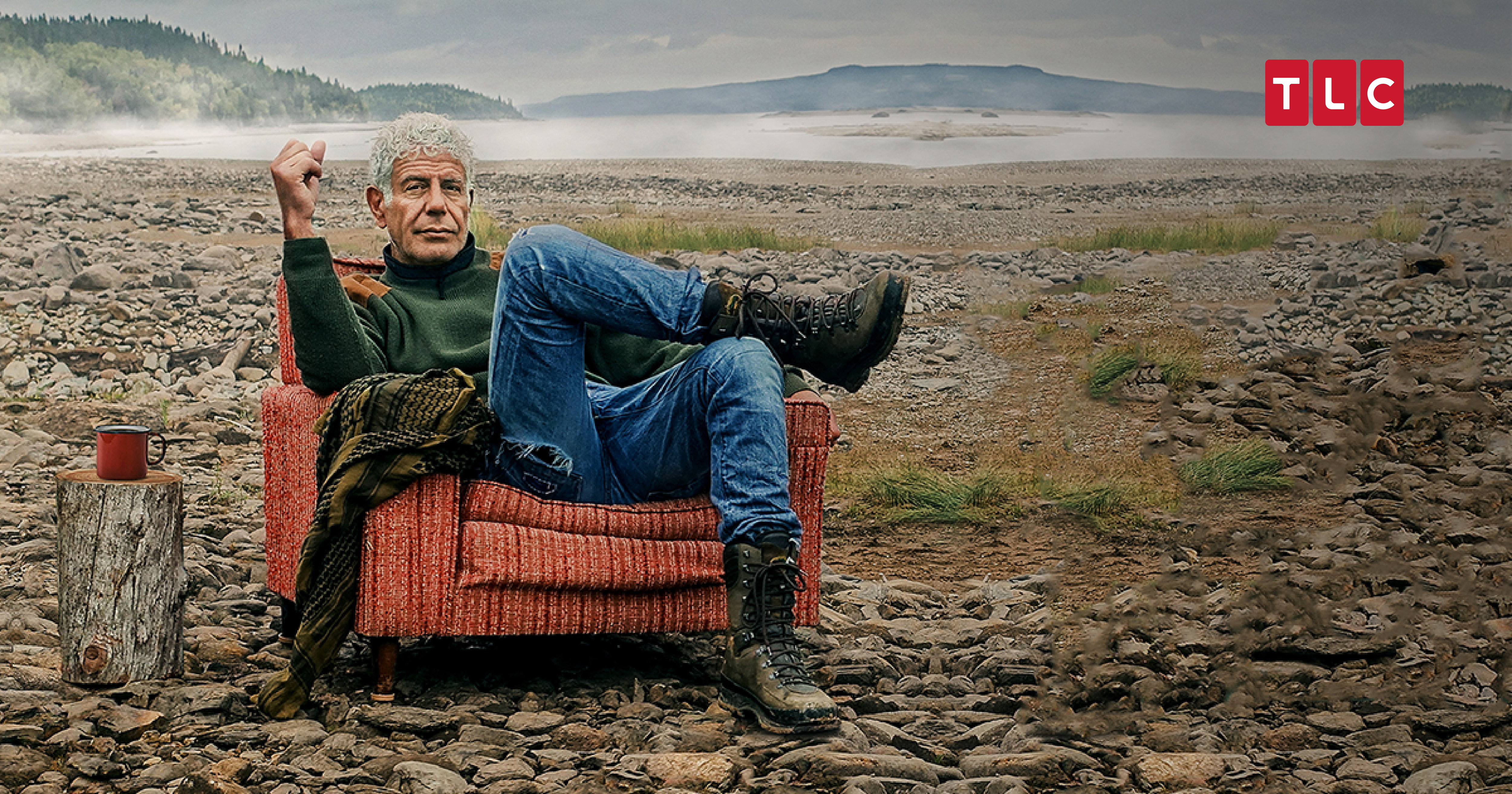 安東尼波登從餐廳主廚，變成作家，一躍成為電視節目主持人，以言不諱、毒舌、風趣卻又不失內涵的主持風格大受歡迎。（TLC旅遊生頻道提供）