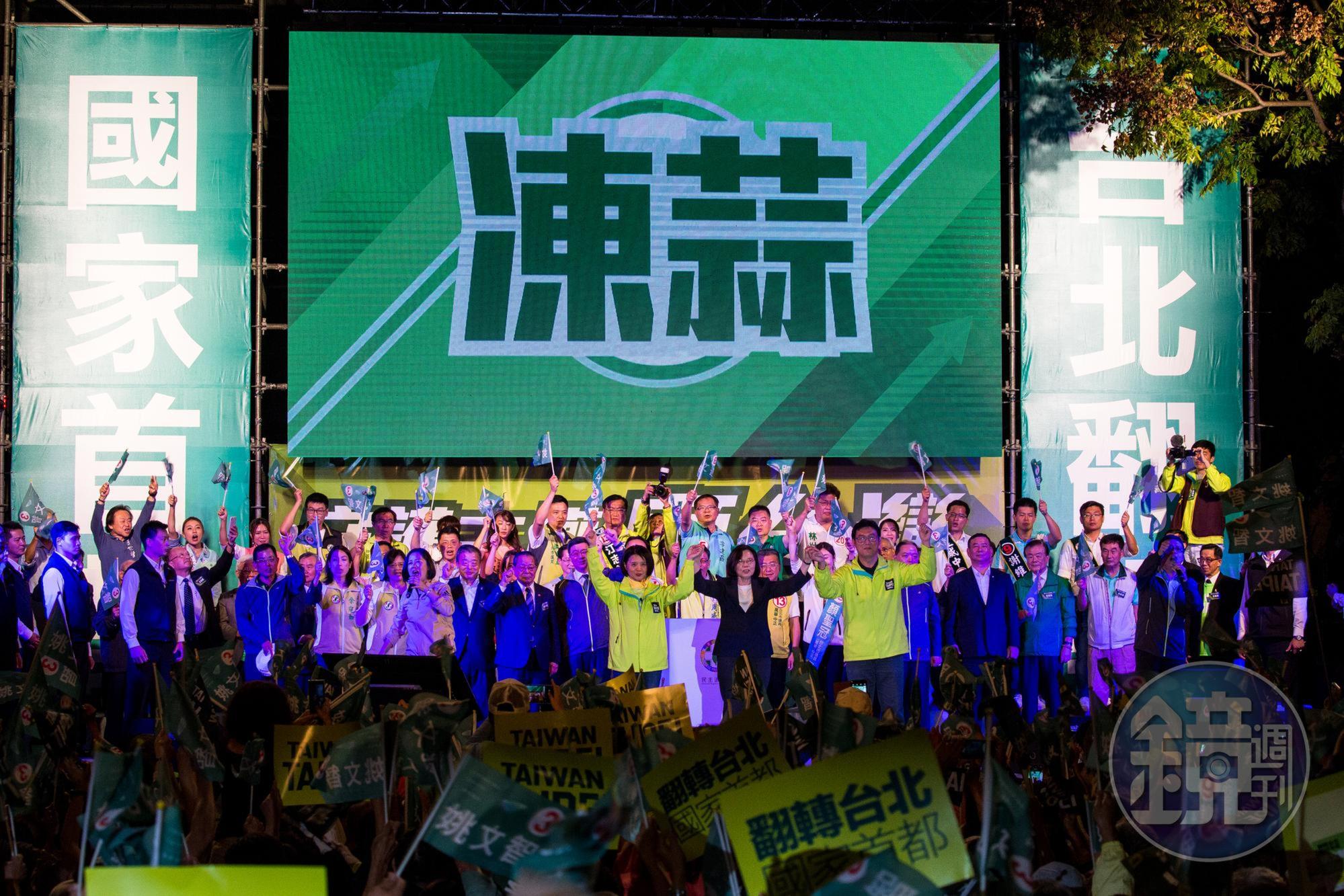 近期市場動盪不安，但2020年有台美總統大選，因此施國文對台股前景仍抱持審慎樂觀。