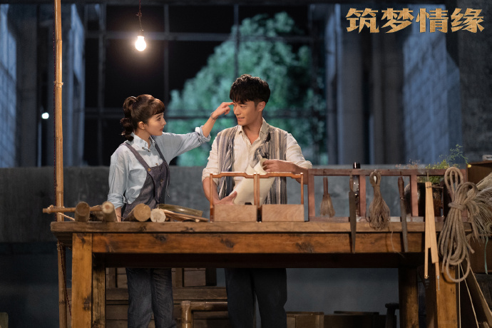 霍建華與楊冪已是第3度合作,但《築夢情緣》收視率卻不理想。(翻攝自築夢情緣微博)