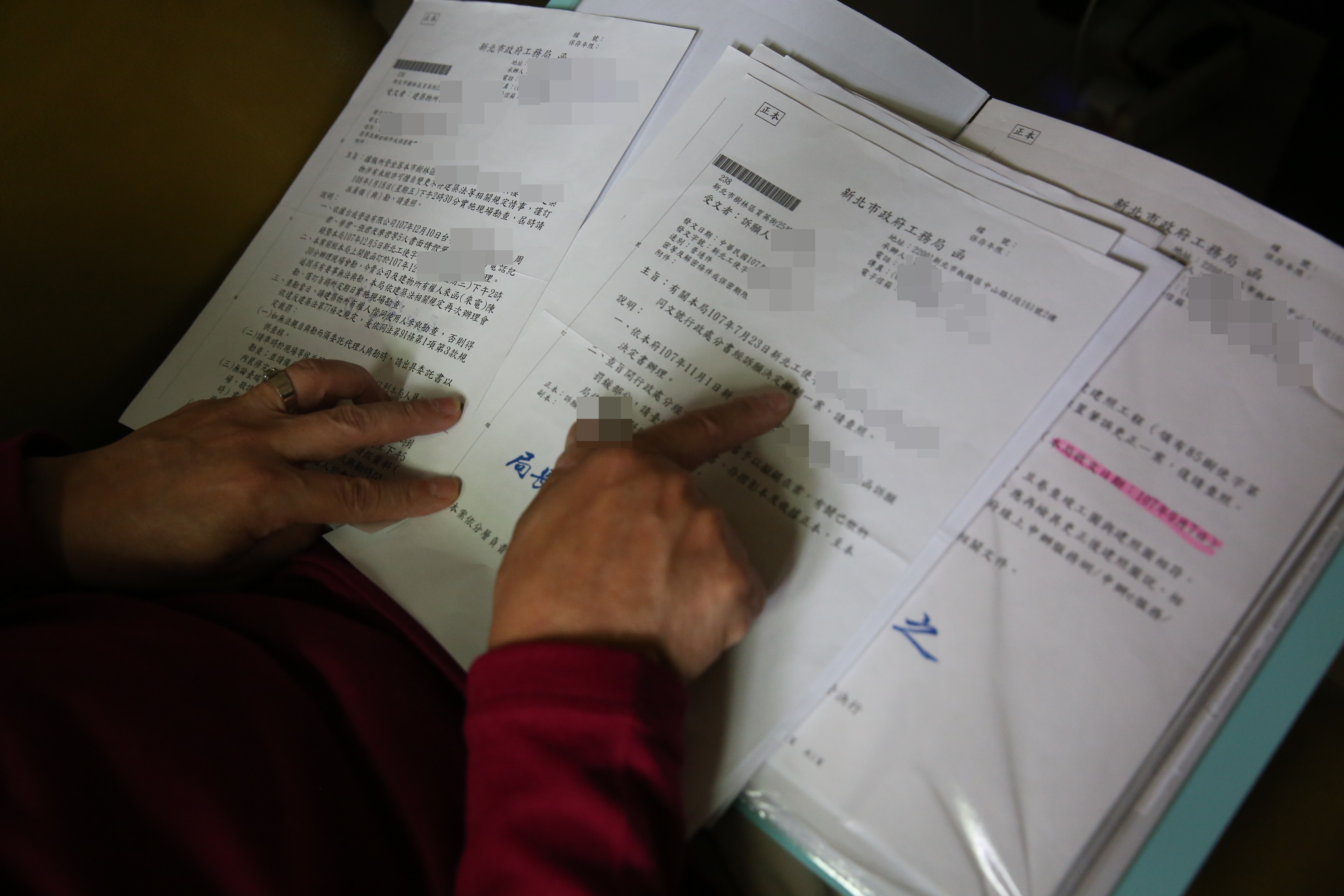 阿霖（化名）送件申請改善，卻因建築師的問題屢遭刁難。