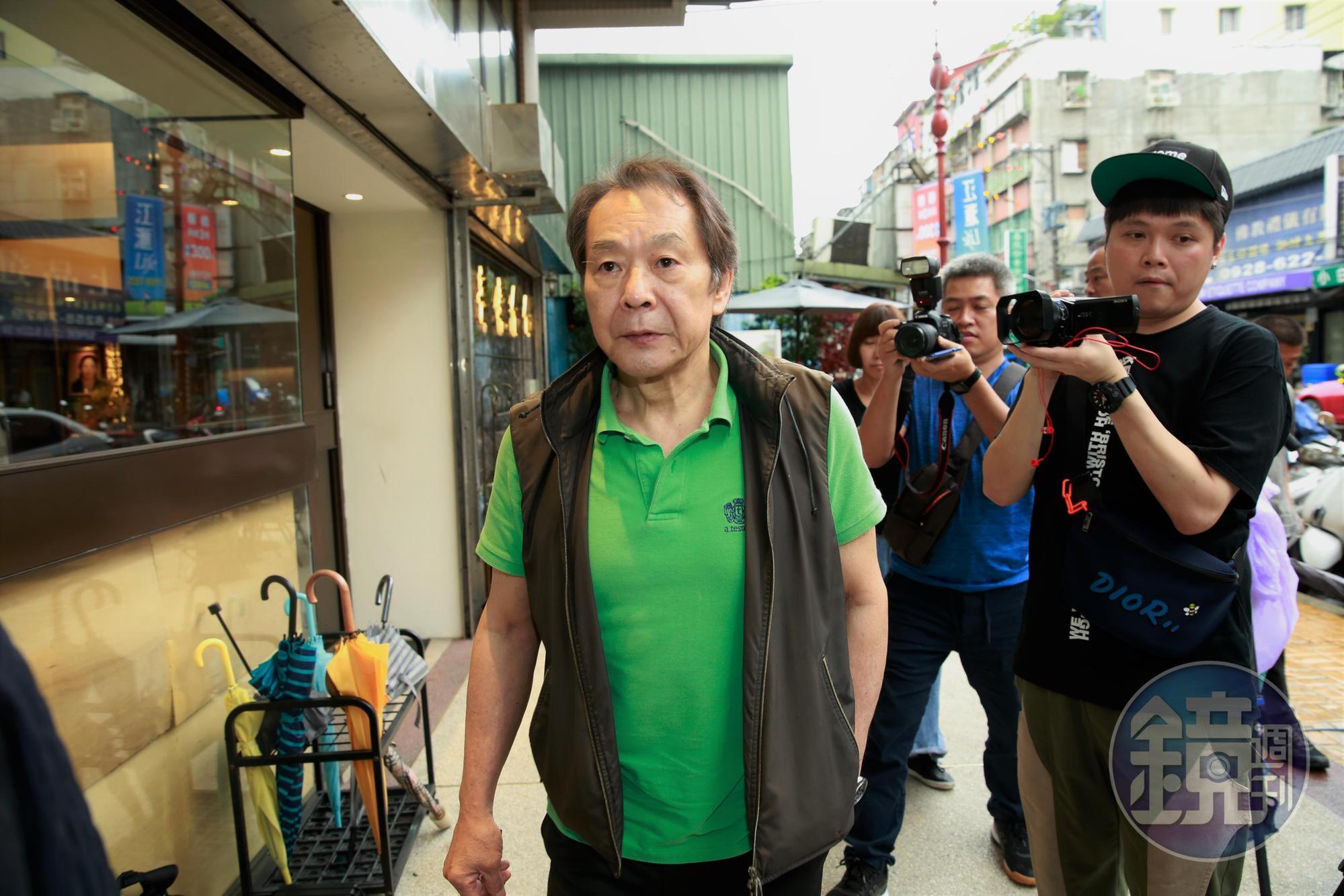 張魁得知50年好友馬如龍驟逝相當難過,特地來到靈堂致意。