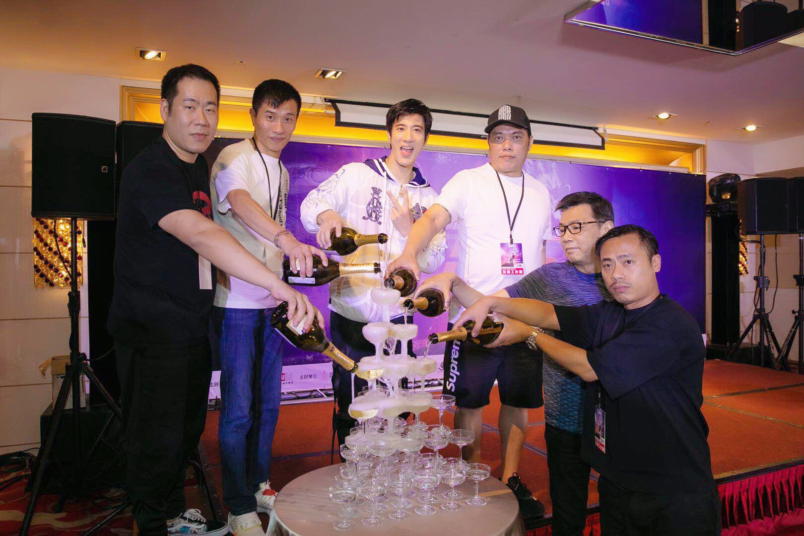 王力宏《龍的傳人2060》演唱會圓滿落幕後，隨即舉辦慶功宴。（宏聲音樂提供）