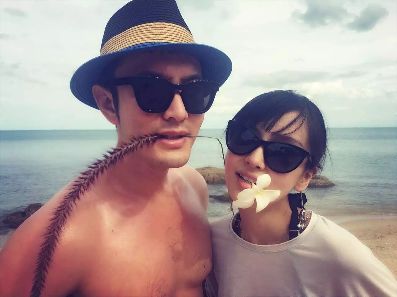2人交往期間，黃曉明就相當寵愛Angelababy，如今感覺變調。（翻攝自網路）