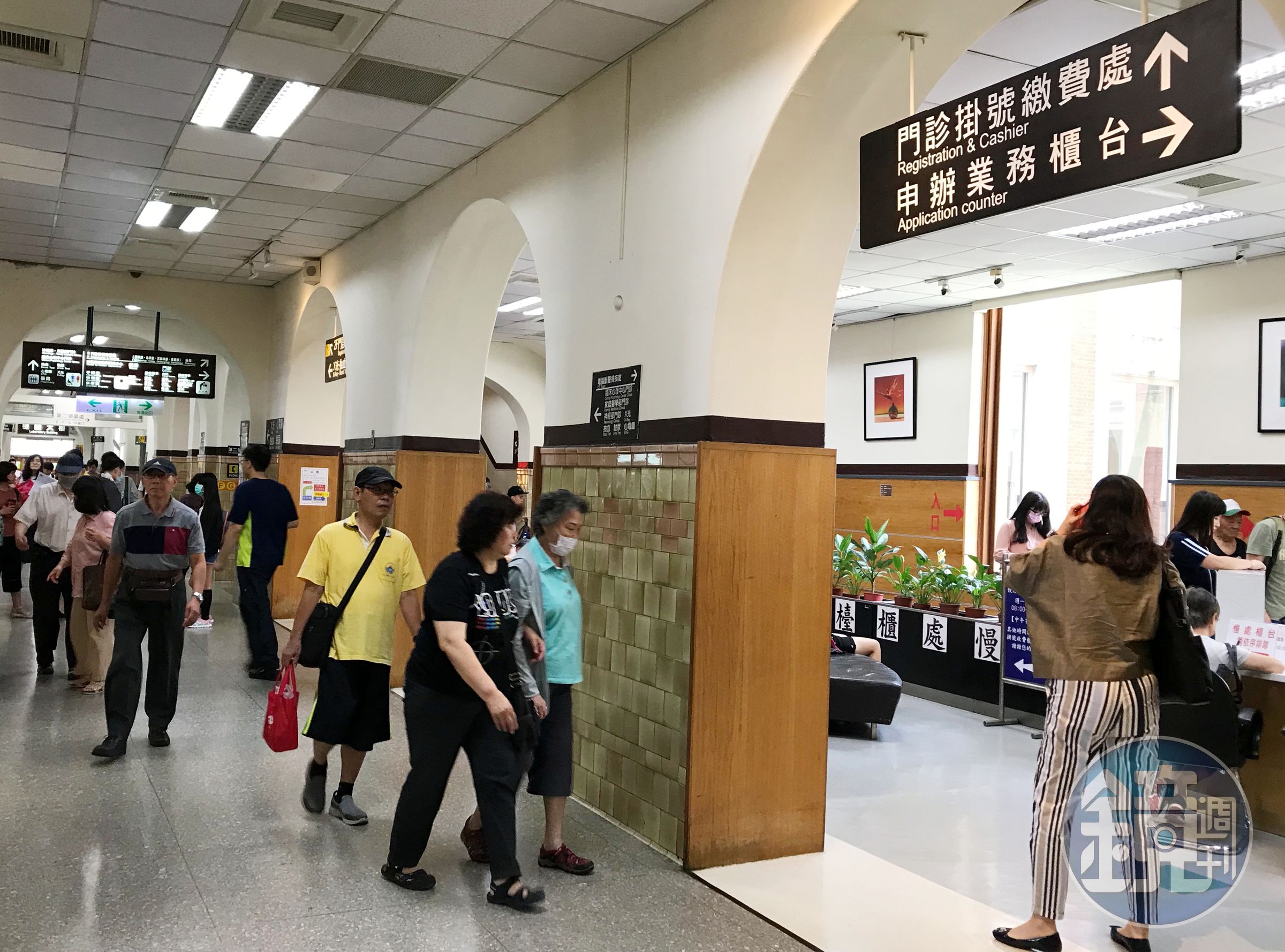 由台大醫院代為培訓的200多人將轉往台大癌醫任職，但因為無法擴大營業，人員充滿不確定感。
