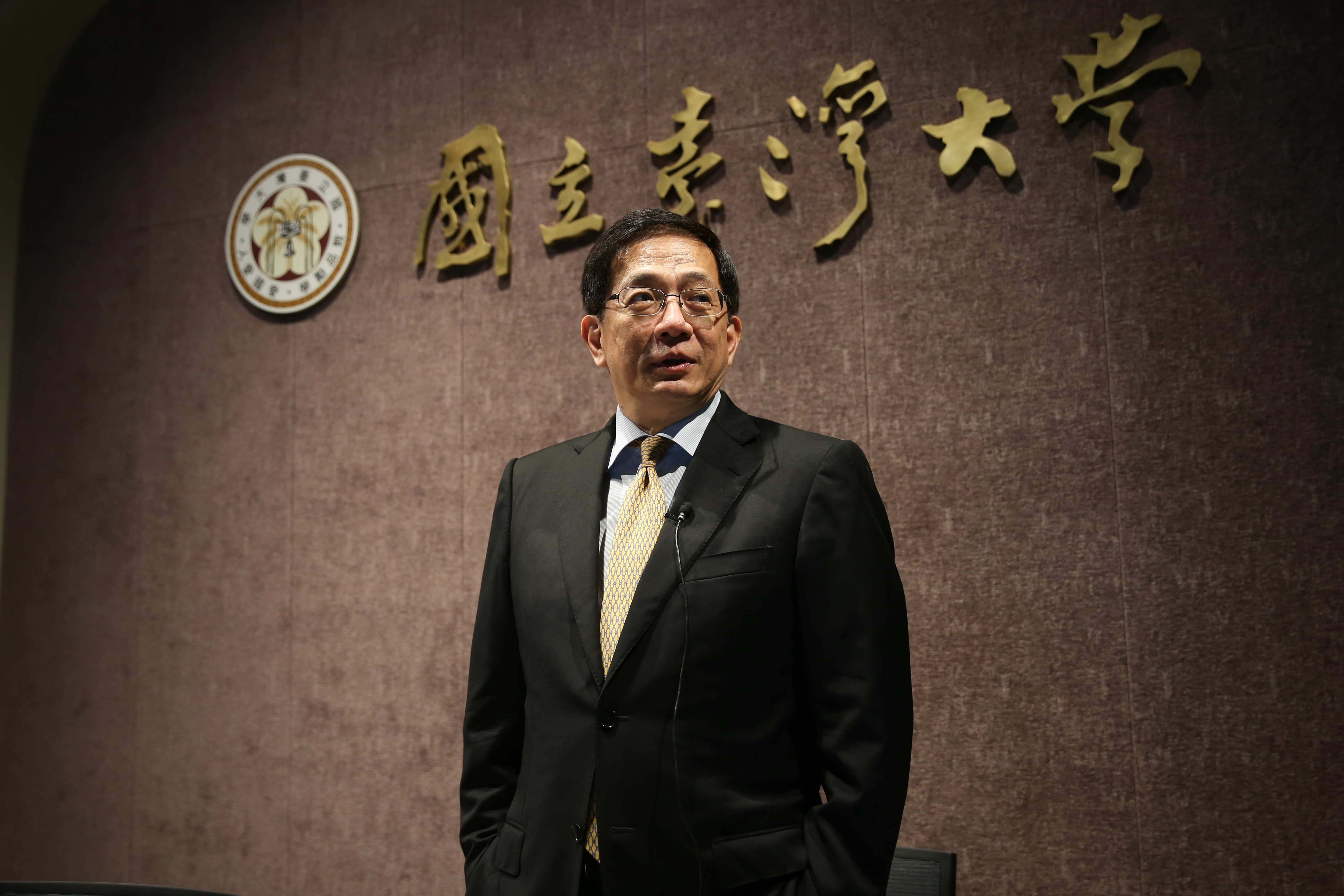 管中閔認為台大癌醫是他上任台大校長以來遇到的最大難題。