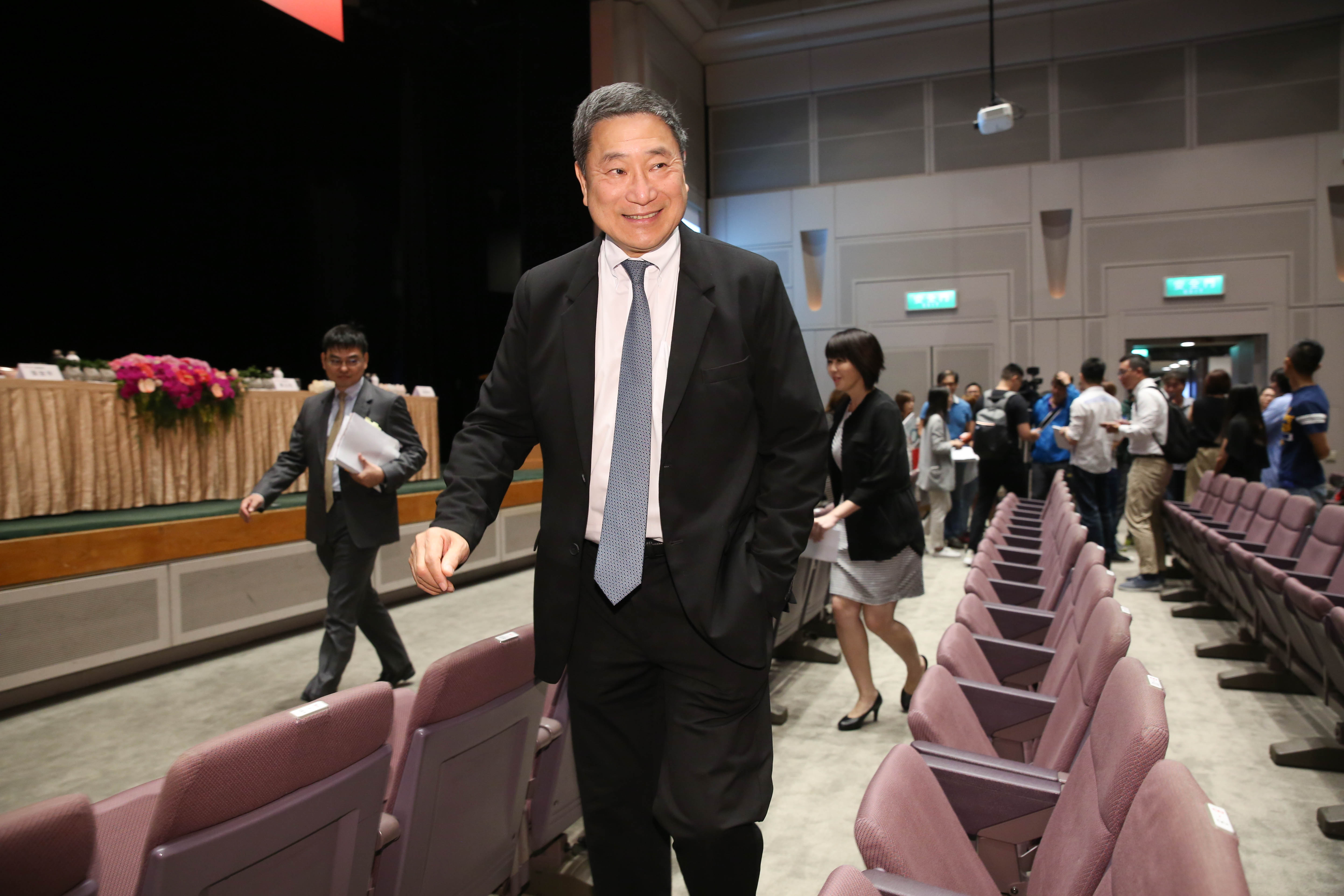 為爭取台泥和平廠成生態工廠，張安平呼籲，「工廠不是惡魔」。