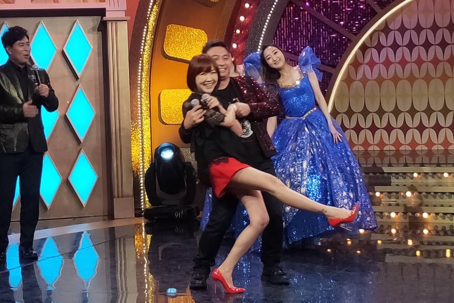 王中平自曝年輕時曾一度懷疑老婆余皓然不忠，還拿發票循線抓猴。（年代提供）