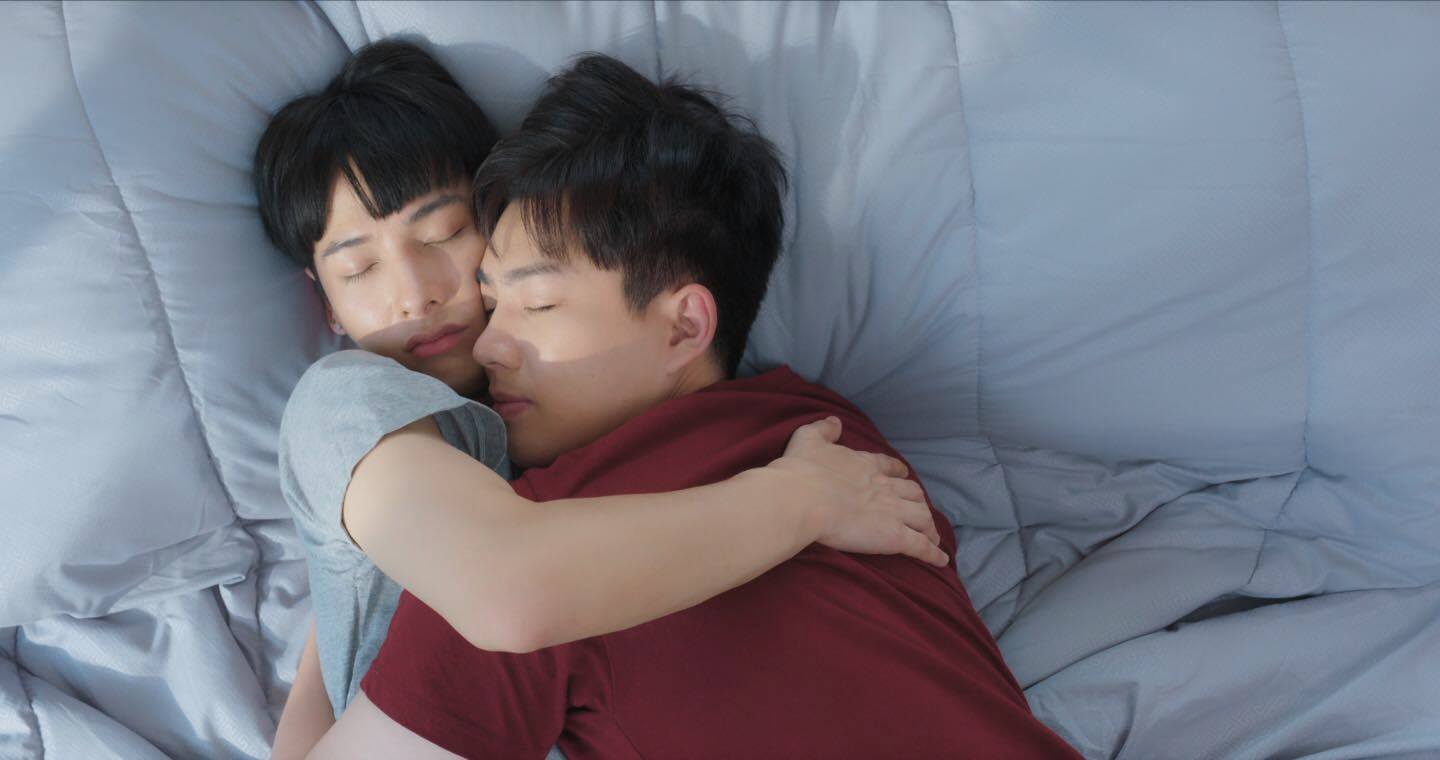 Gun與Off(右)因為《我的狗狗男友》成為BL人氣CP,還一起主持節目。(翻攝自linetvth臉書)