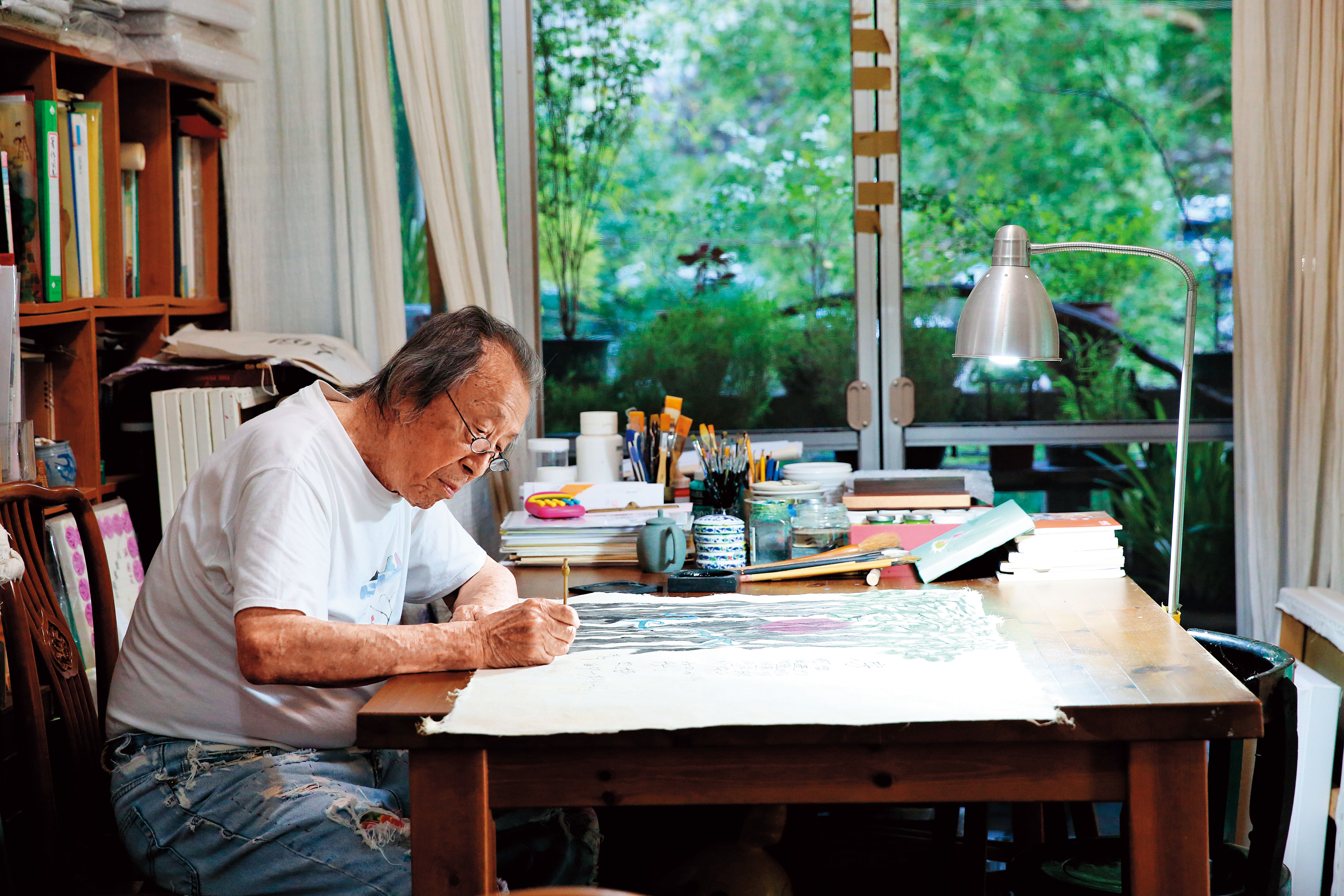 管管有一枚印章「邋遢齋」，自封邋遢齋主，乃是欽佩邋遢道人張三丰安貧樂道精神。